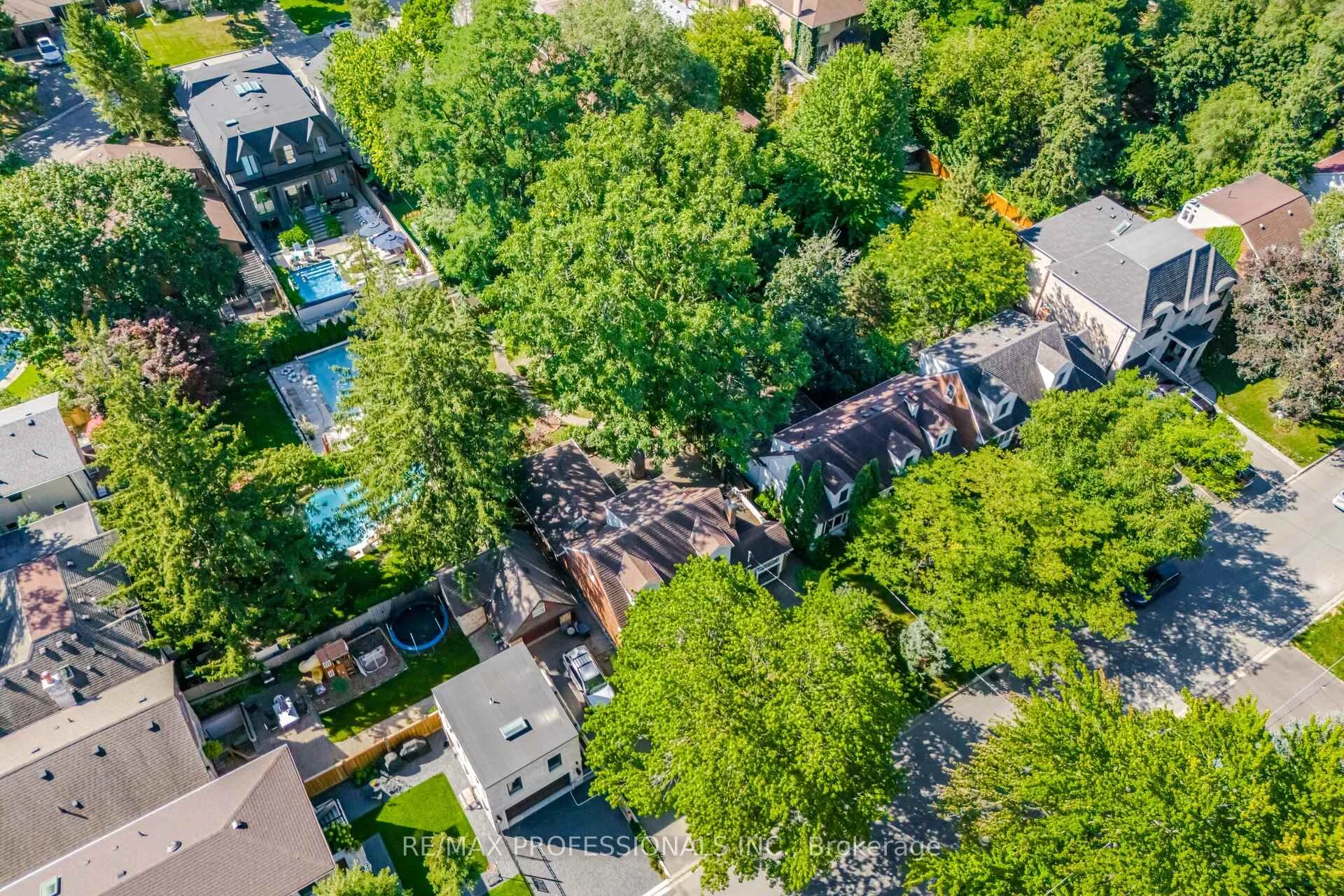 Photo 75 of 29 Mattice Road, Etobicoke, Islington-City Centre West — HOMEH