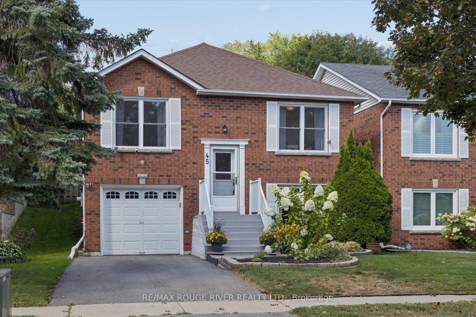 Photo 1 of 45 Mccrimmon Crescent, Clarington, Bowmanville — HOMEH