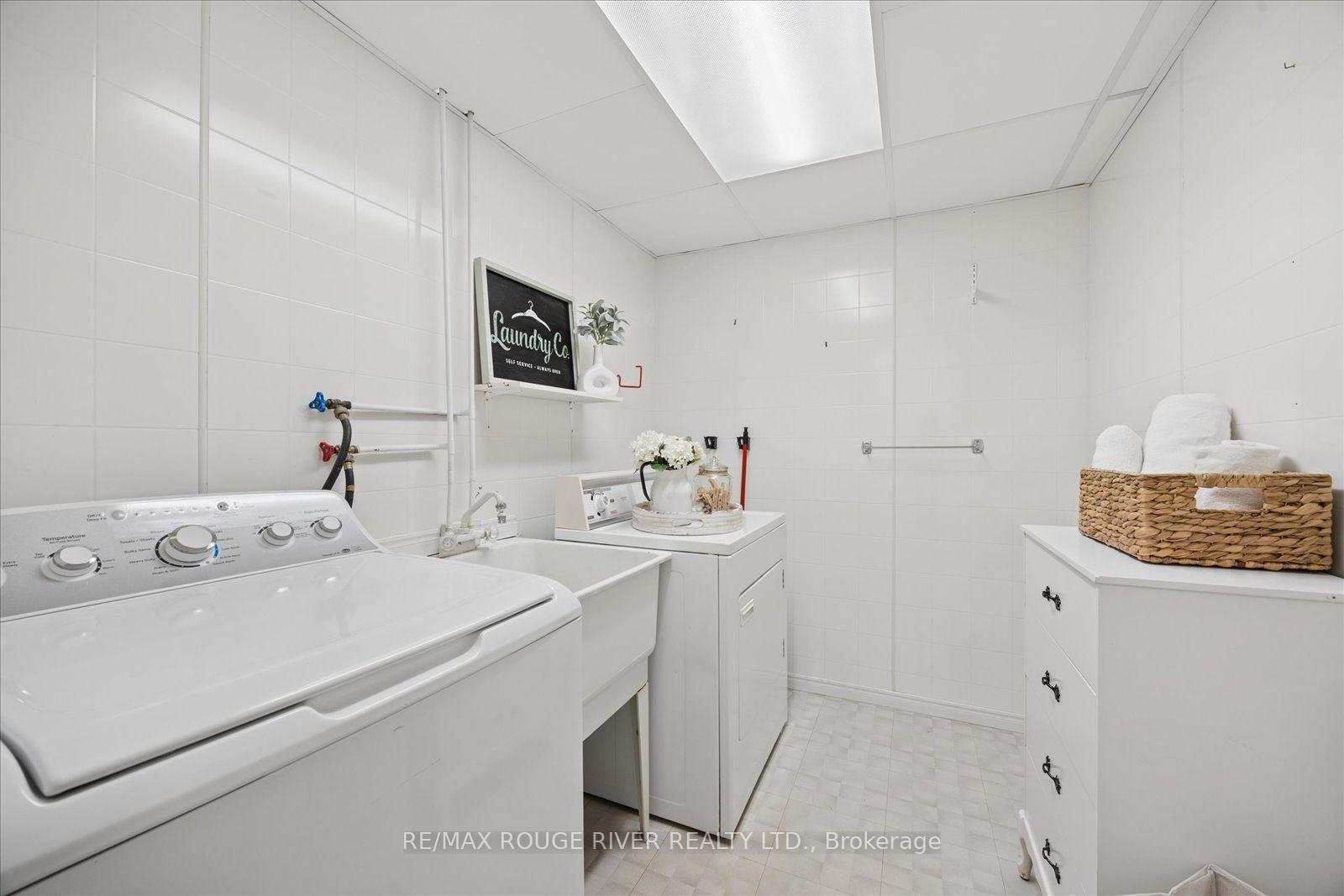 Photo 26 of 45 Mccrimmon Crescent, Clarington, Bowmanville — HOMEH