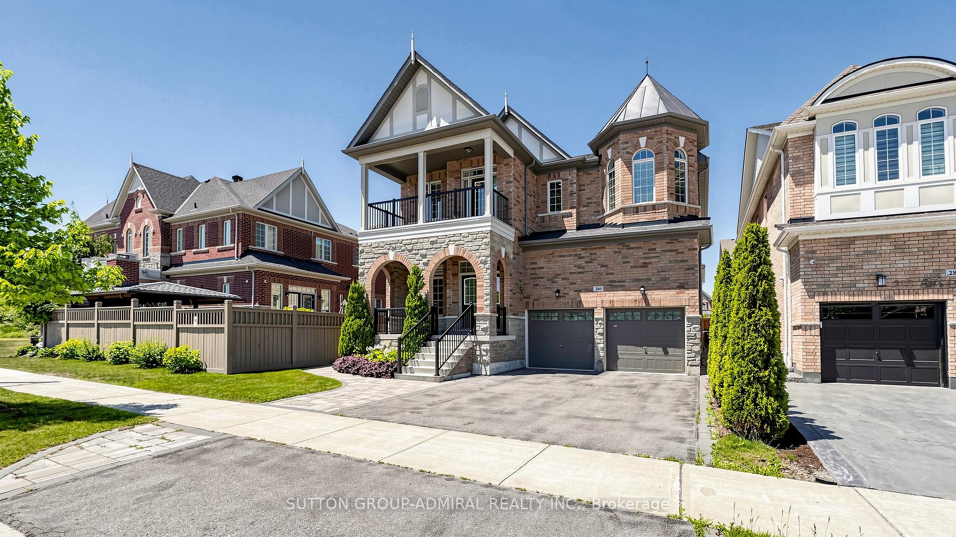 Photo 2 of 284 East's Corners Boulevard, Vaughan, Kleinburg — HOMEH