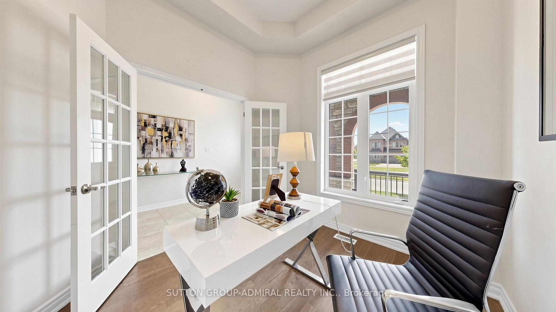 Photo 17 of 284 East's Corners Boulevard, Vaughan, Kleinburg — HOMEH