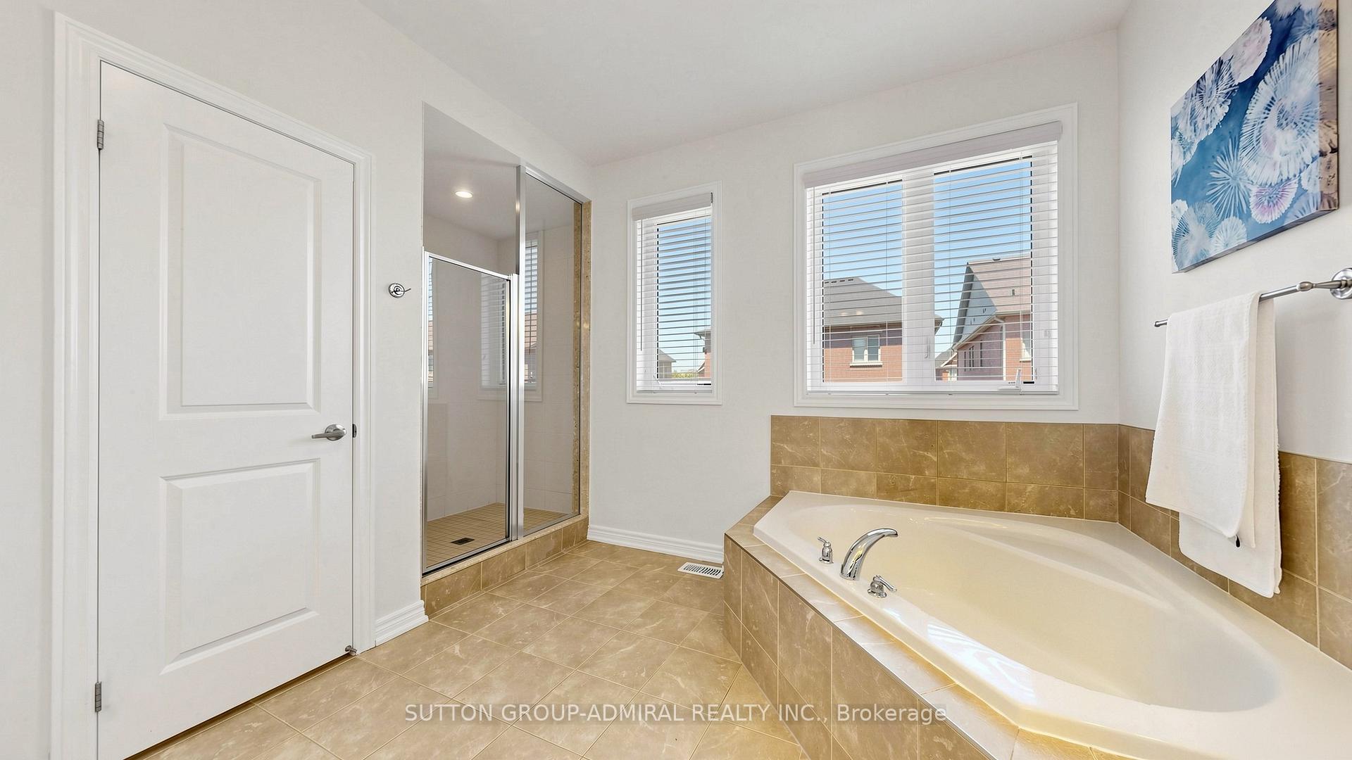Photo 24 of 284 East's Corners Boulevard, Vaughan, Kleinburg — HOMEH