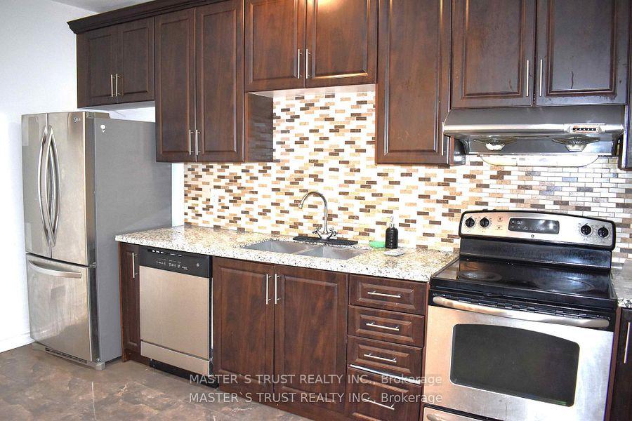 Photo 6 of 966 Dundas Street E, Toronto, South Riverdale — HOMEH