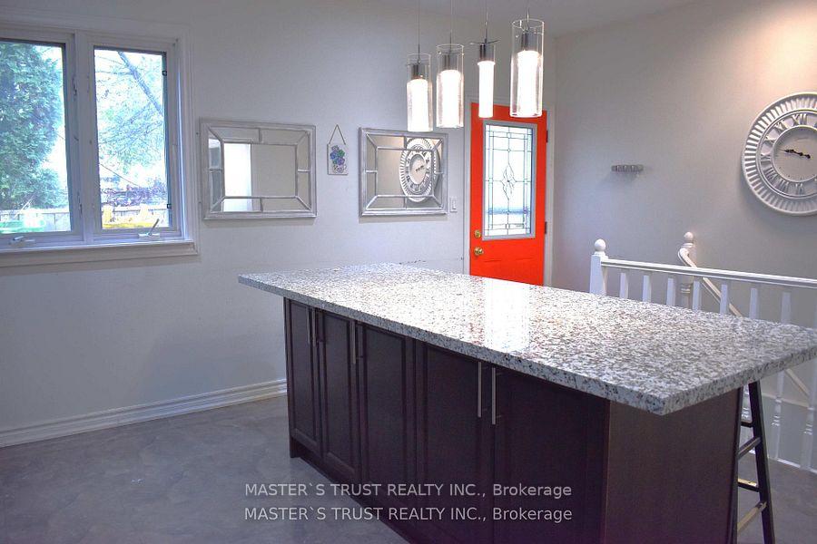 Photo 7 of 966 Dundas Street E, Toronto, South Riverdale — HOMEH