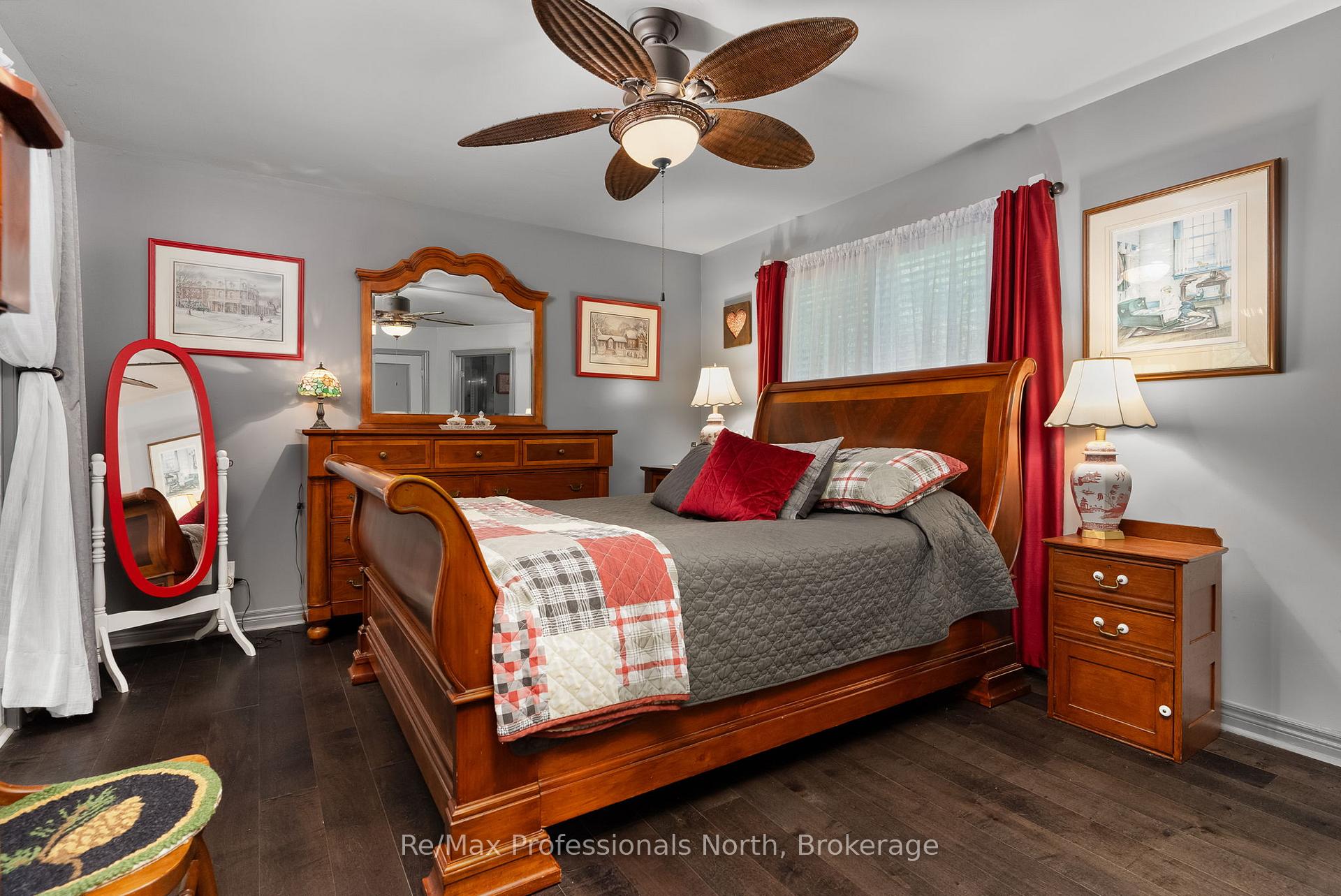 Photo 10 of 1005 Laidlaw Avenue, Gravenhurst, Morrison — HOMEH