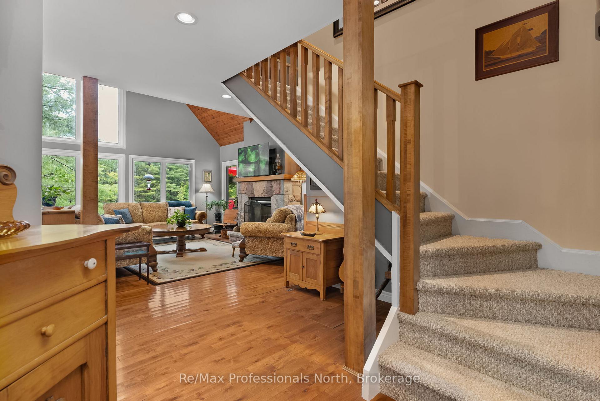 Photo 13 of 1005 Laidlaw Avenue, Gravenhurst, Morrison — HOMEH