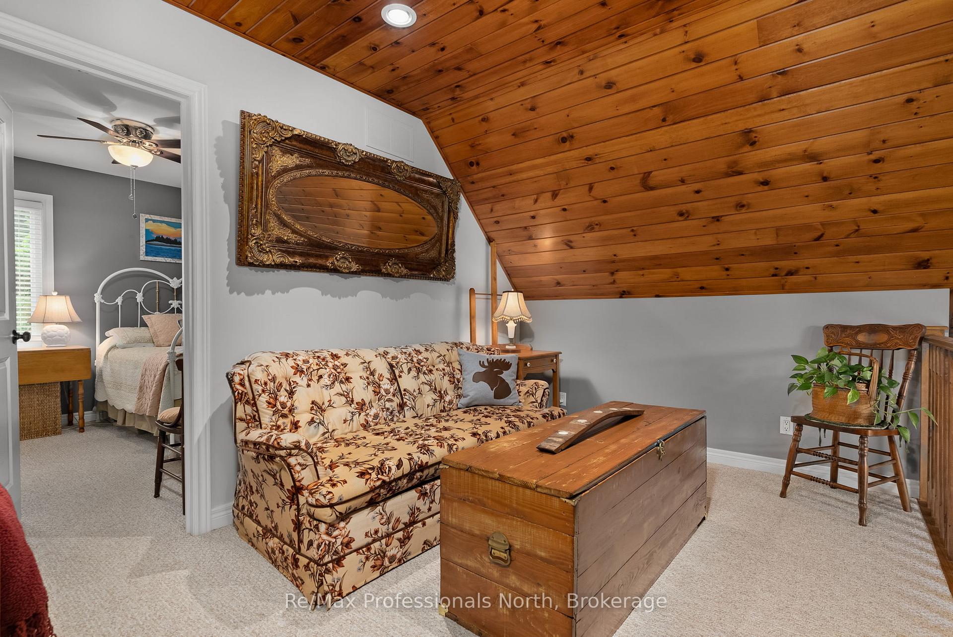 Photo 15 of 1005 Laidlaw Avenue, Gravenhurst, Morrison — HOMEH