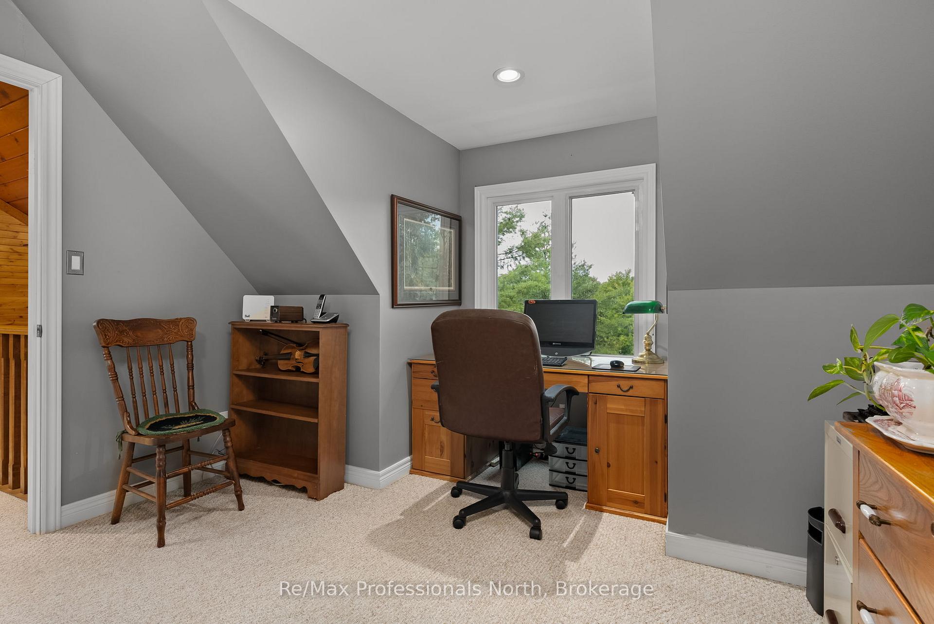 Photo 18 of 1005 Laidlaw Avenue, Gravenhurst, Morrison — HOMEH