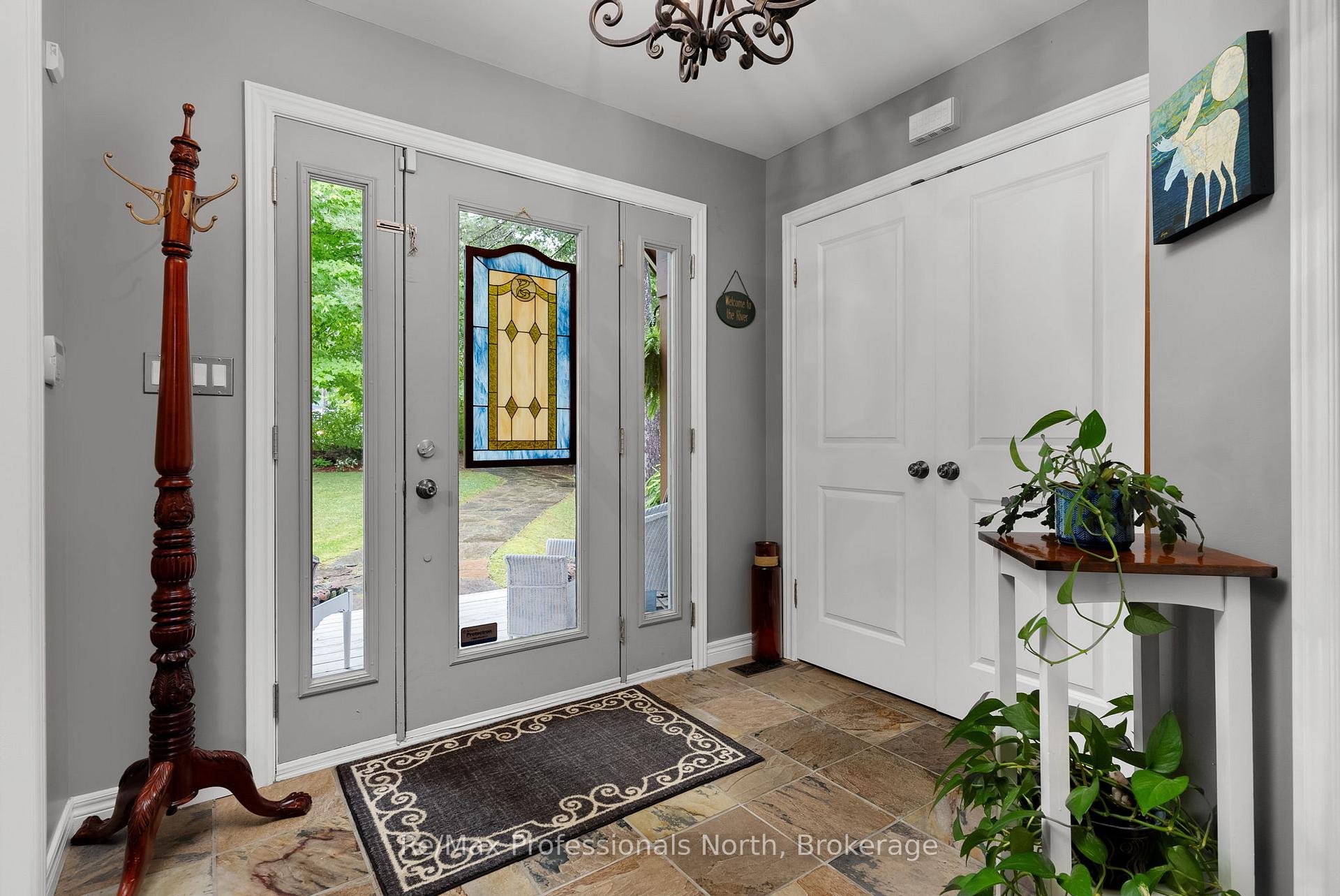 Photo 23 of 1005 Laidlaw Avenue, Gravenhurst, Morrison — HOMEH