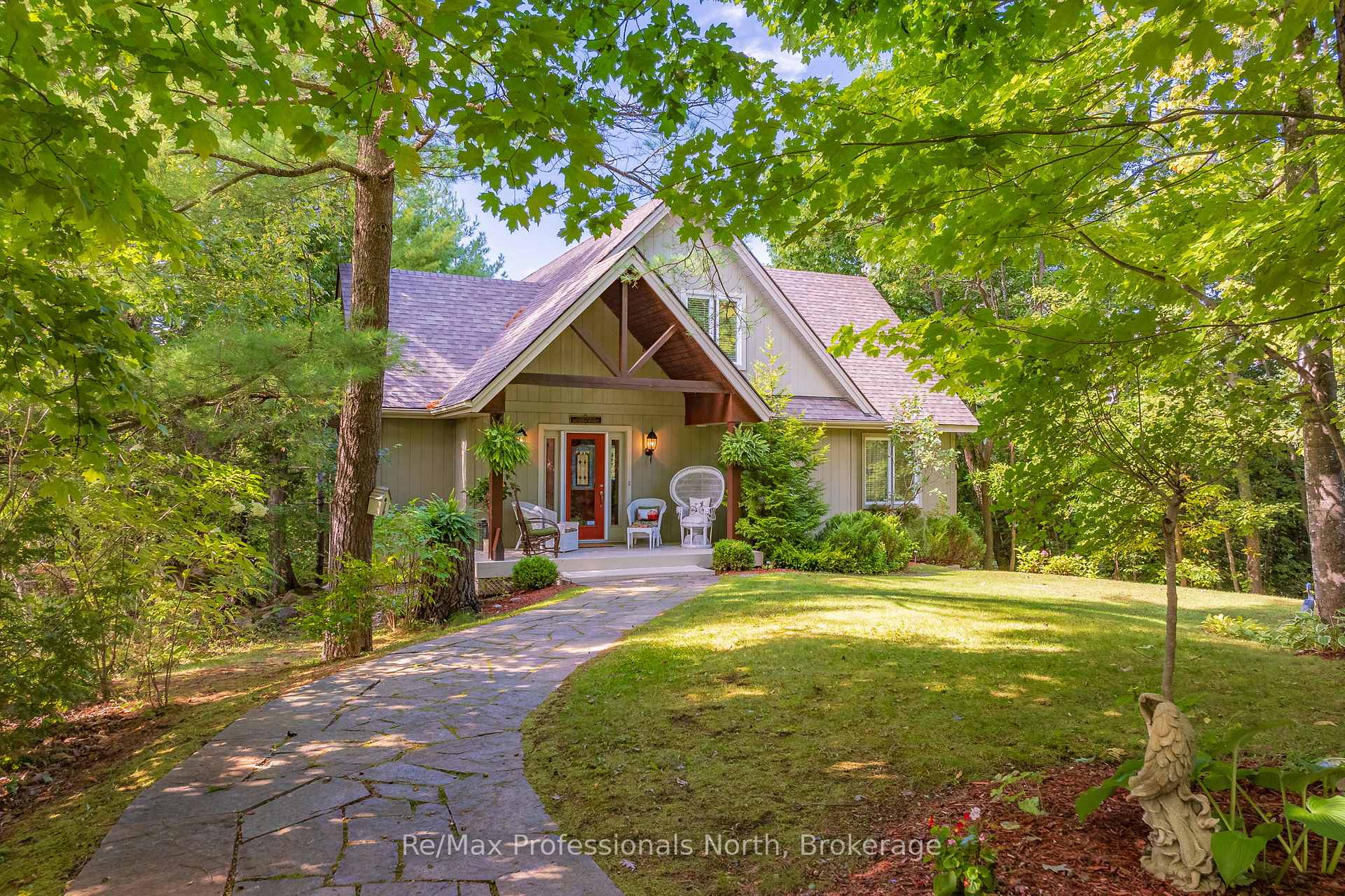 Photo 24 of 1005 Laidlaw Avenue, Gravenhurst, Morrison — HOMEH