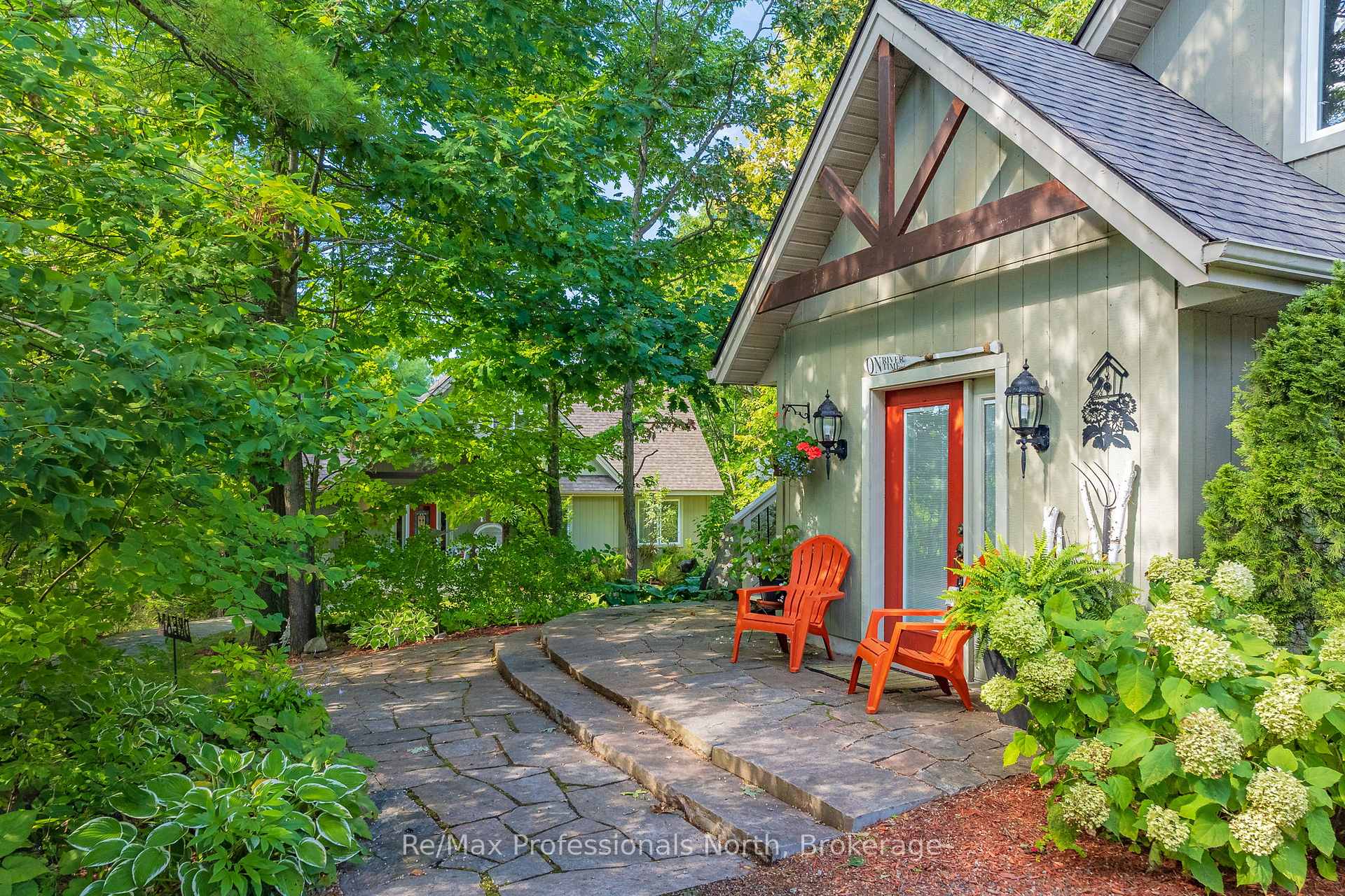 Photo 33 of 1005 Laidlaw Avenue, Gravenhurst, Morrison — HOMEH