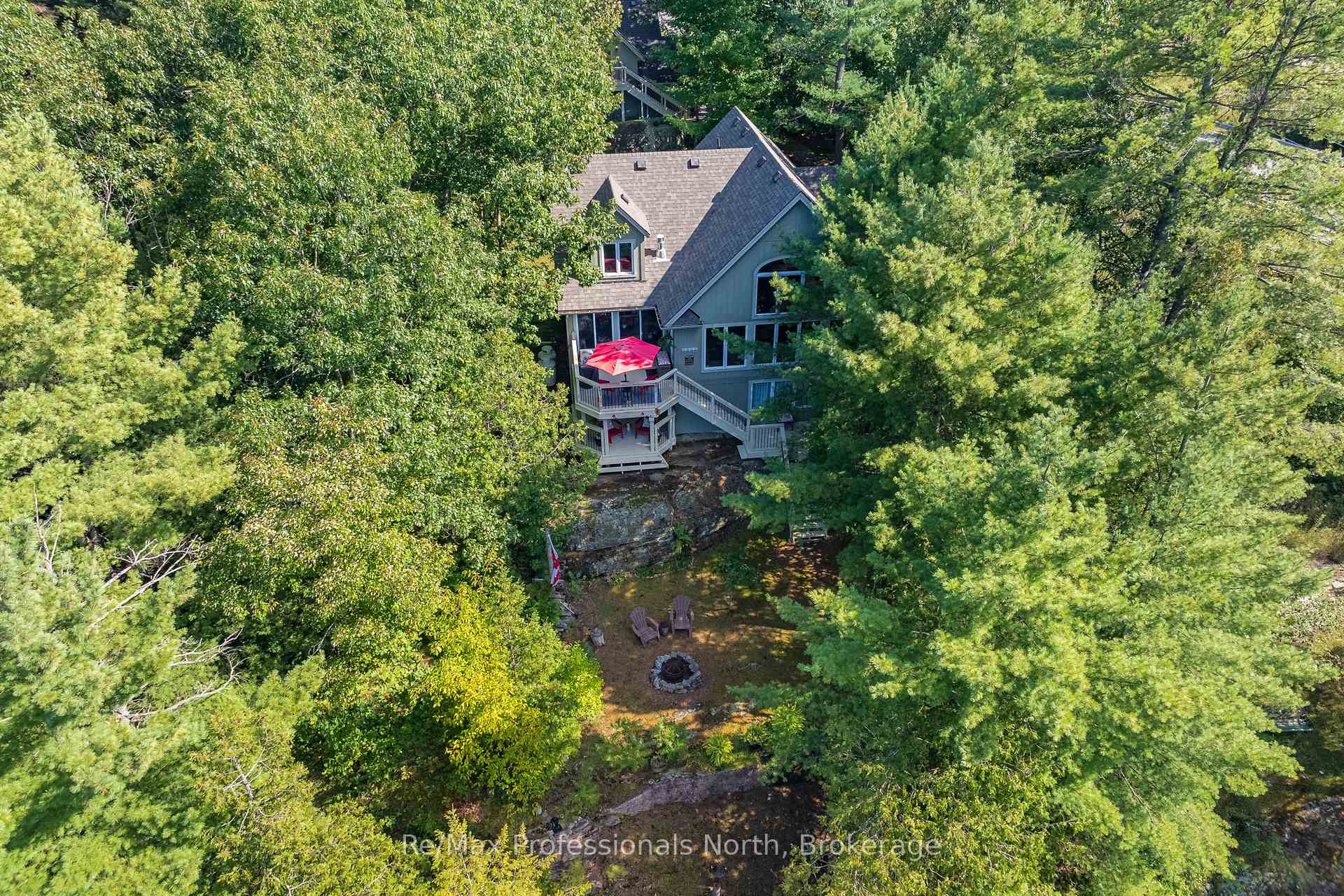 Photo 38 of 1005 Laidlaw Avenue, Gravenhurst, Morrison — HOMEH