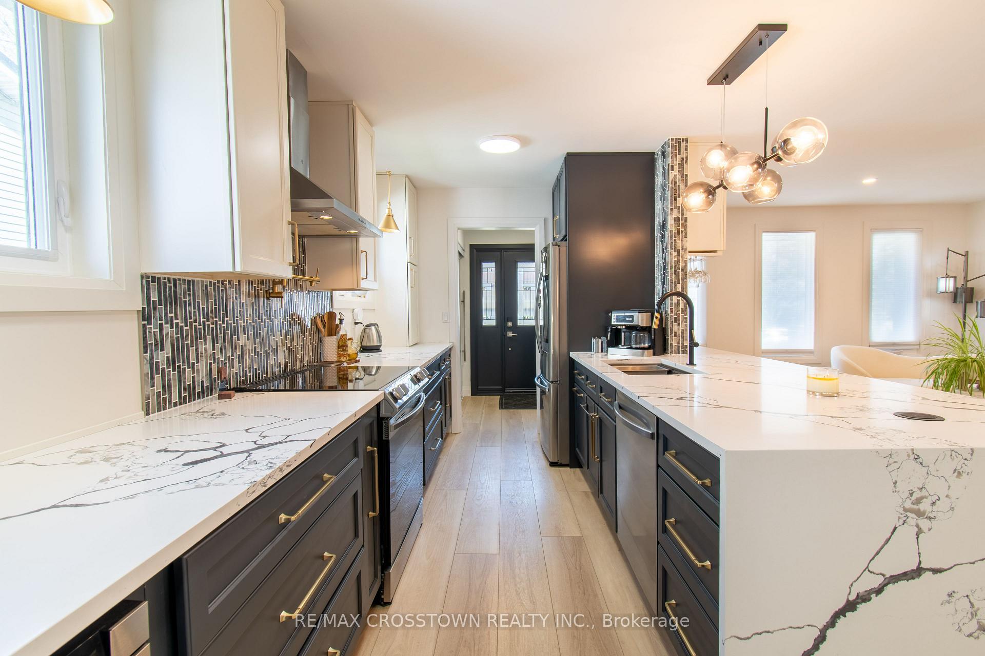 Photo 7 of 59 Lankin Boulevard, Orillia — HOMEH