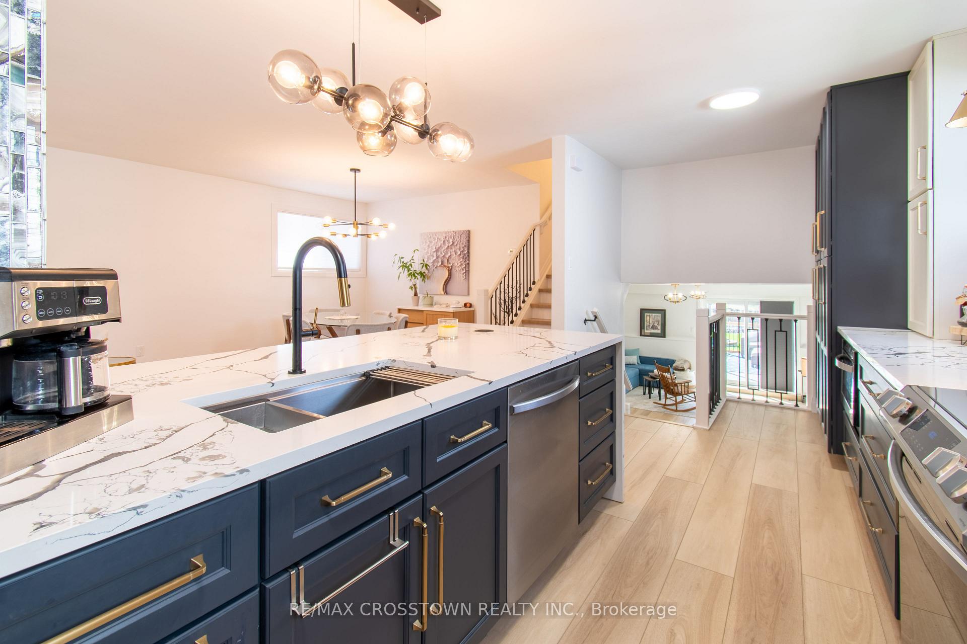 Photo 8 of 59 Lankin Boulevard, Orillia — HOMEH
