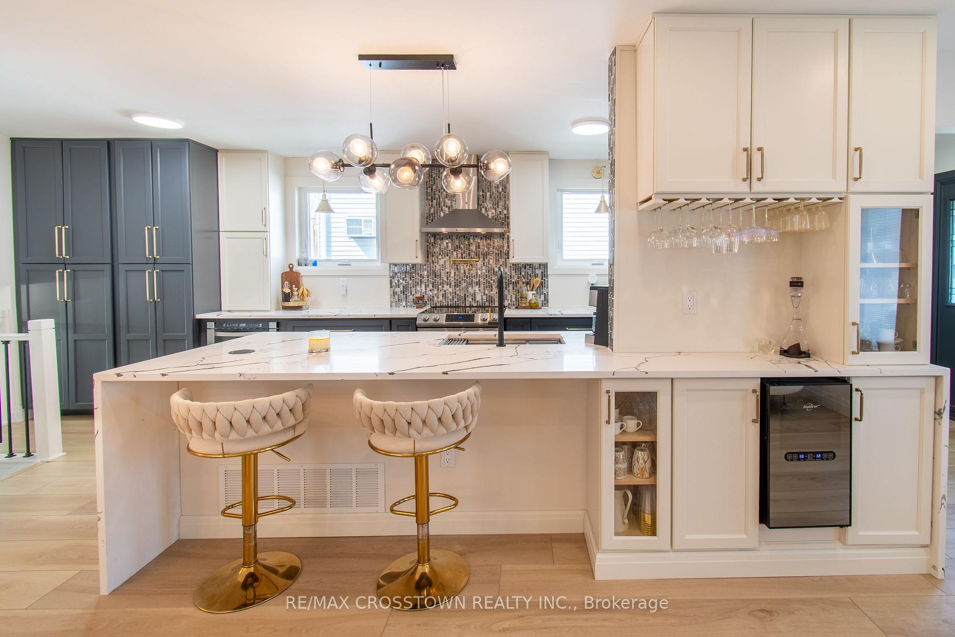 Photo 9 of 59 Lankin Boulevard, Orillia — HOMEH