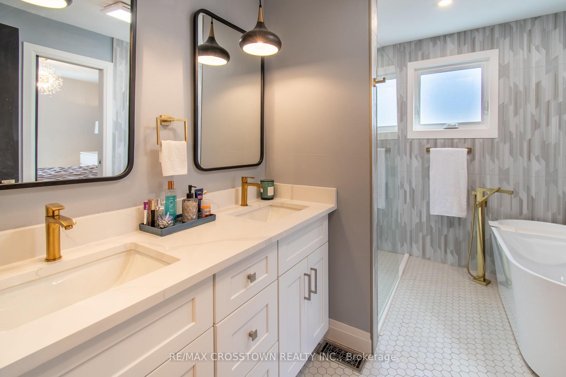 Photo 13 of 59 Lankin Boulevard, Orillia — HOMEH