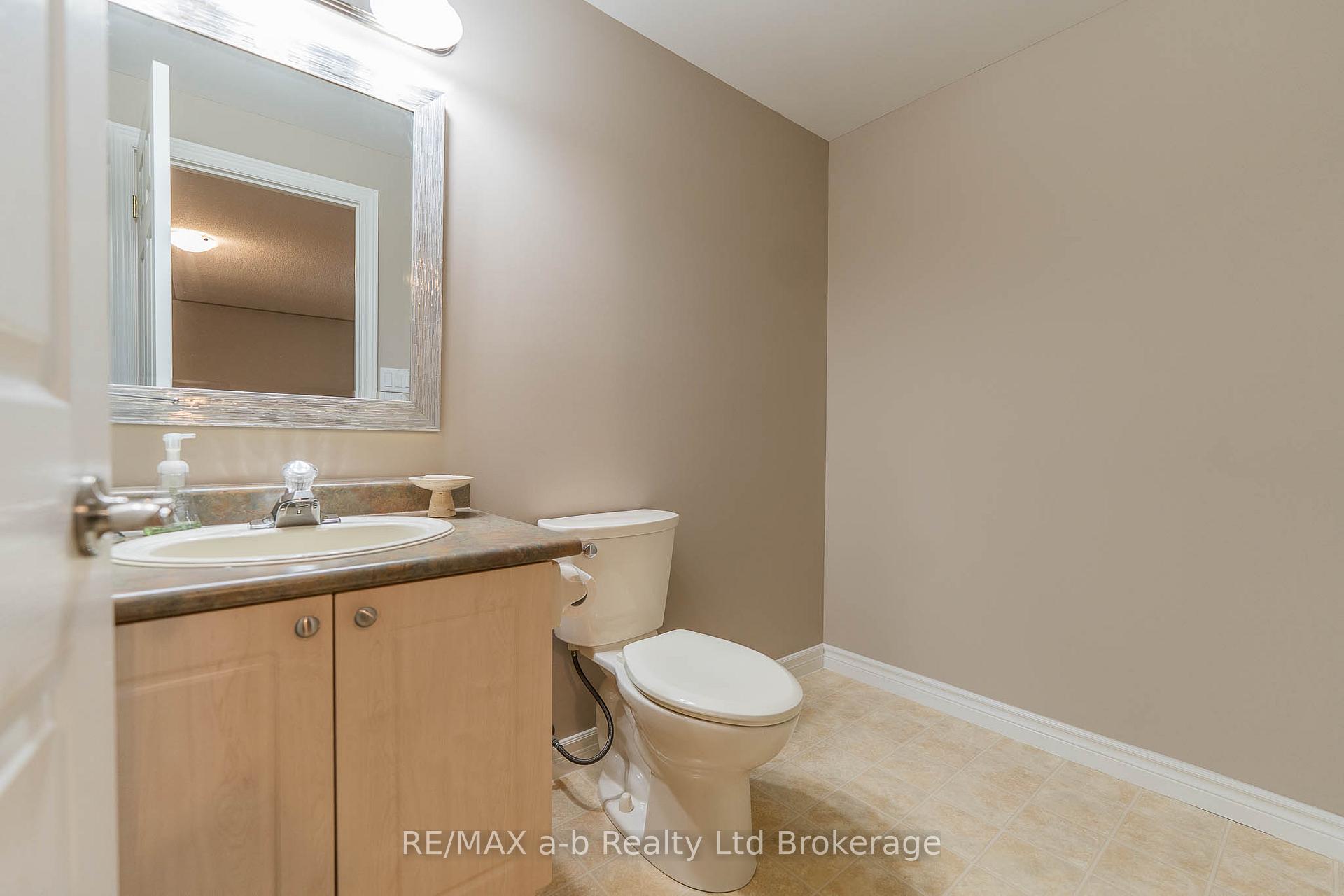 Photo 29 of 23 Armstrong Drive, Tillsonburg — HOMEH