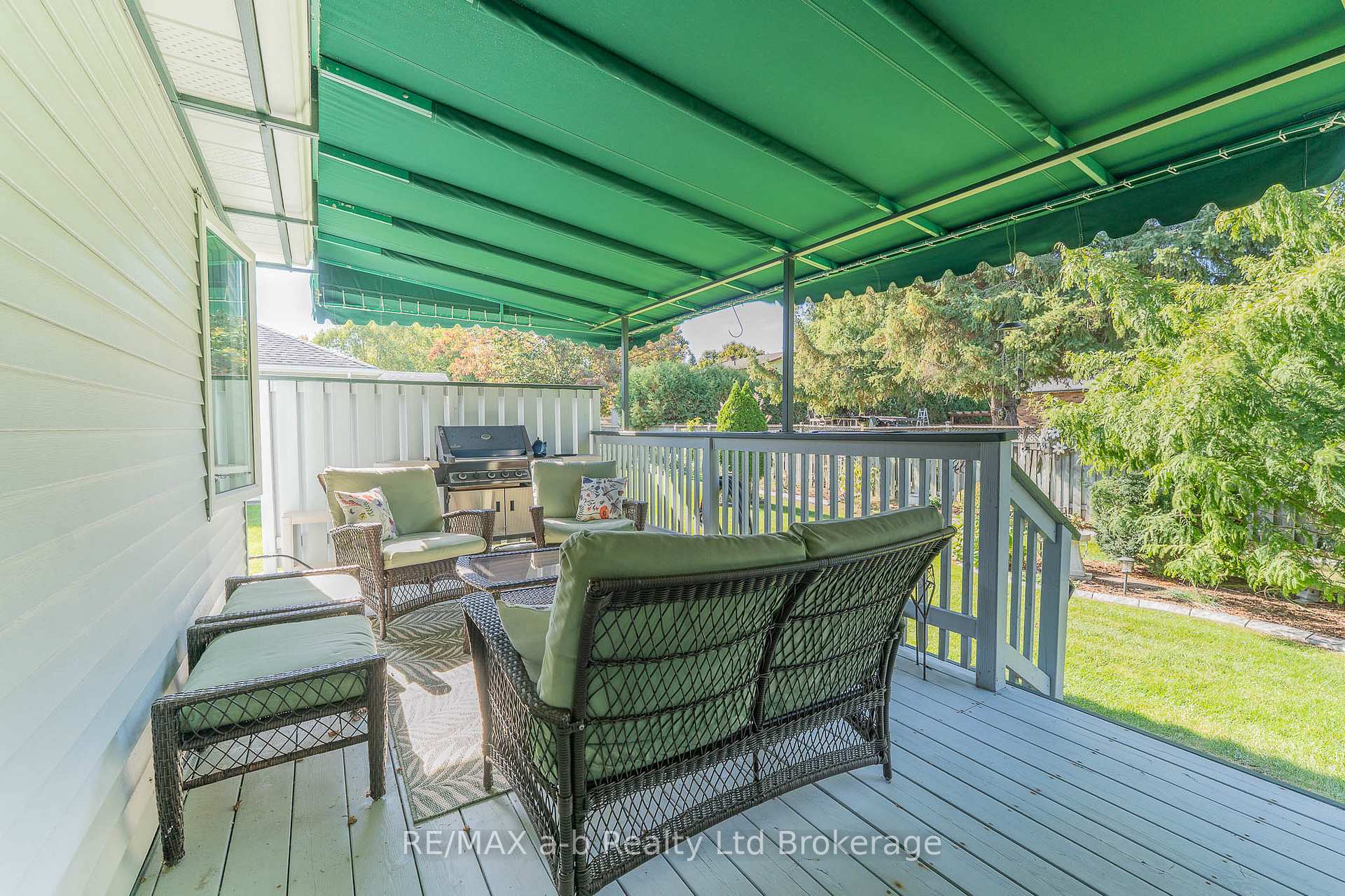 Photo 30 of 23 Armstrong Drive, Tillsonburg — HOMEH