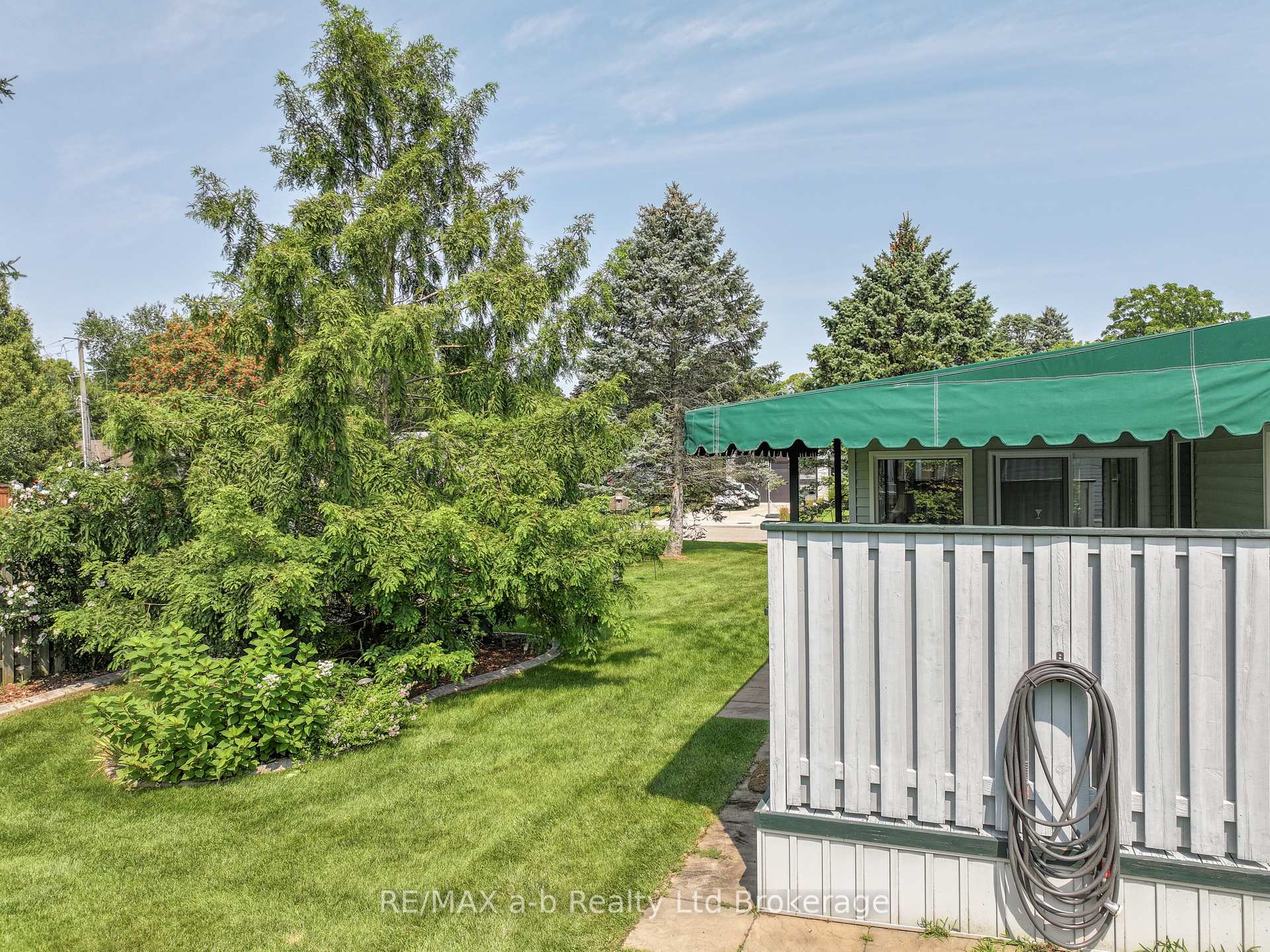 Photo 40 of 23 Armstrong Drive, Tillsonburg — HOMEH
