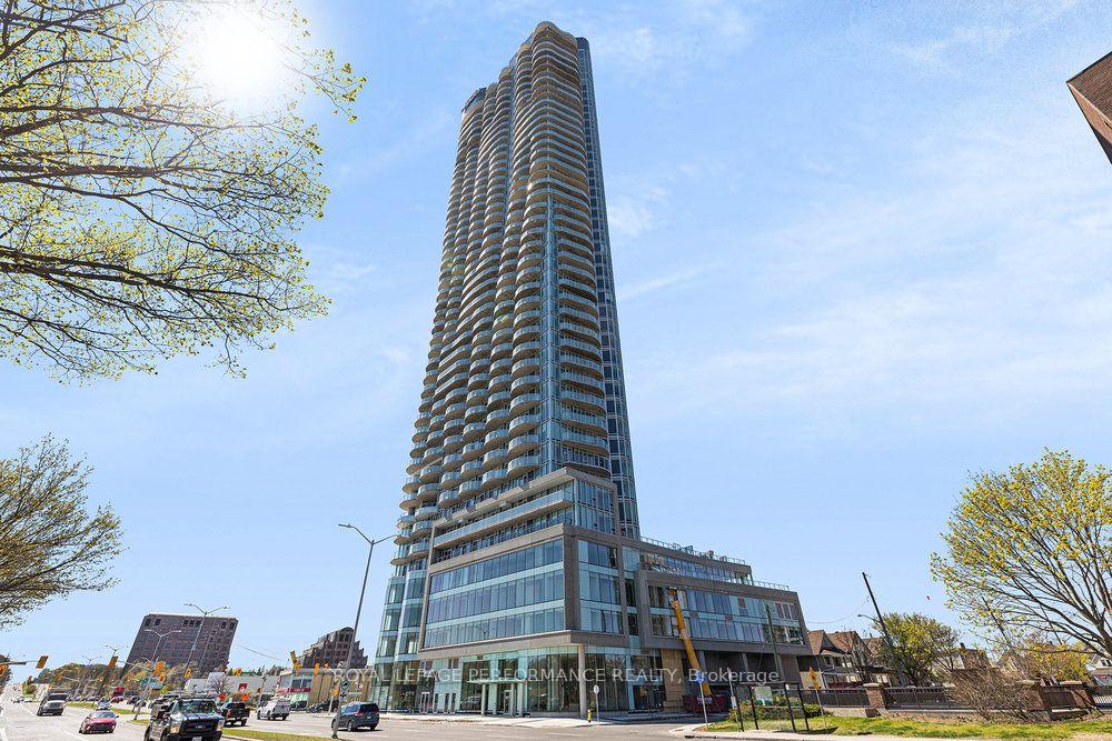 Photo of Unit 3808, 805 Carling Avenue