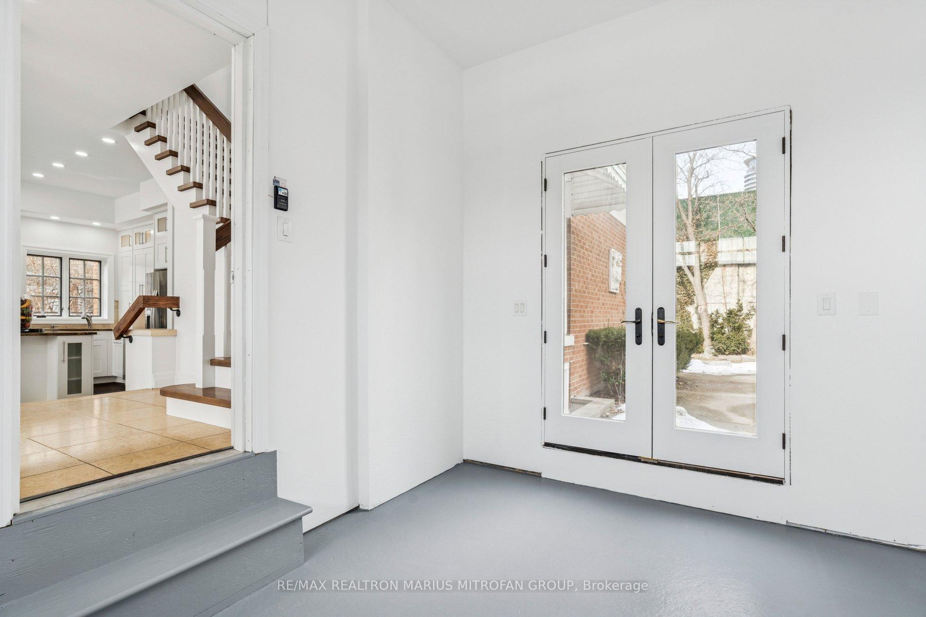 Photo 45 of 7 Rollins Place, Etobicoke, Islington-City Centre West — HOMEH