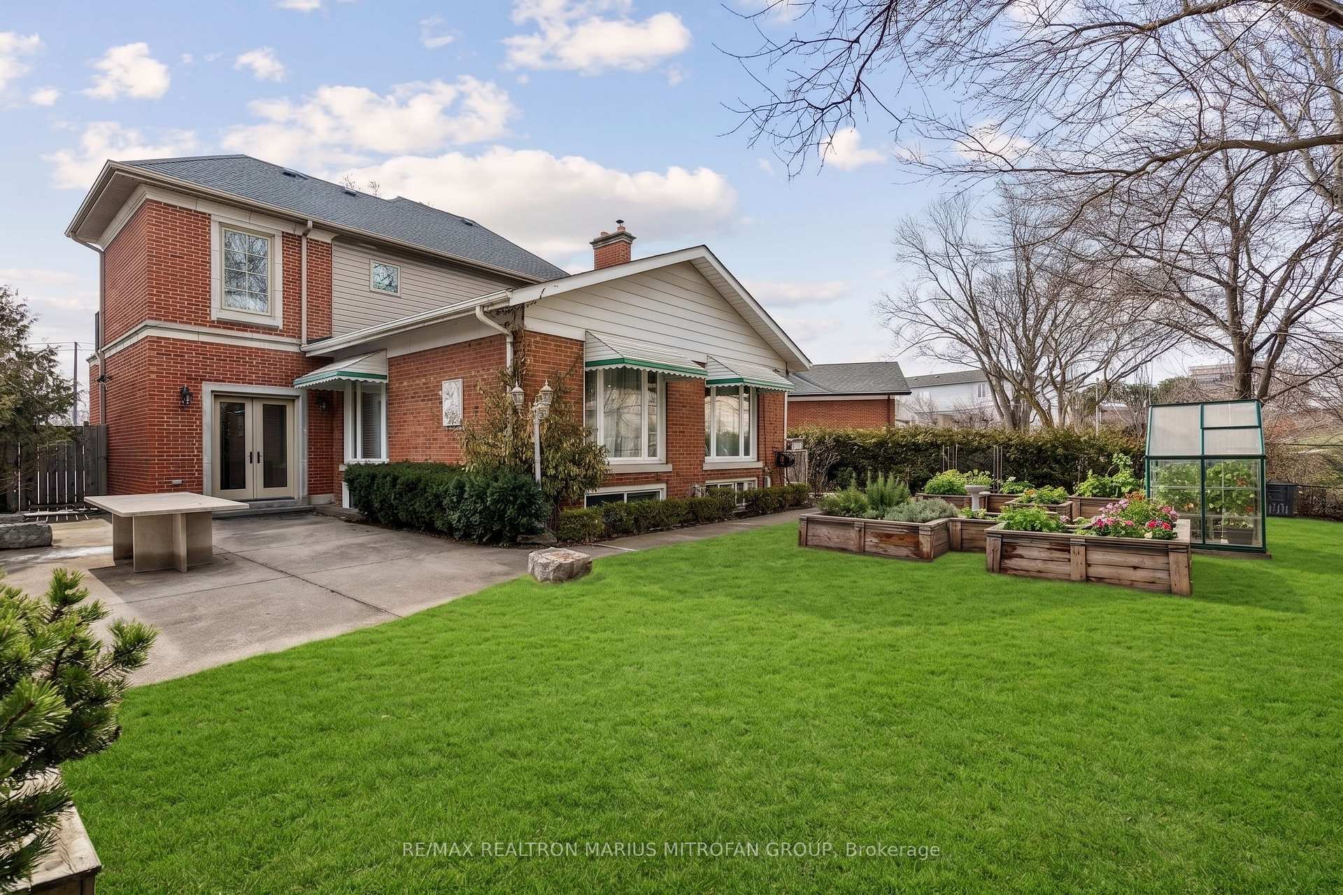 Photo 46 of 7 Rollins Place, Etobicoke, Islington-City Centre West — HOMEH