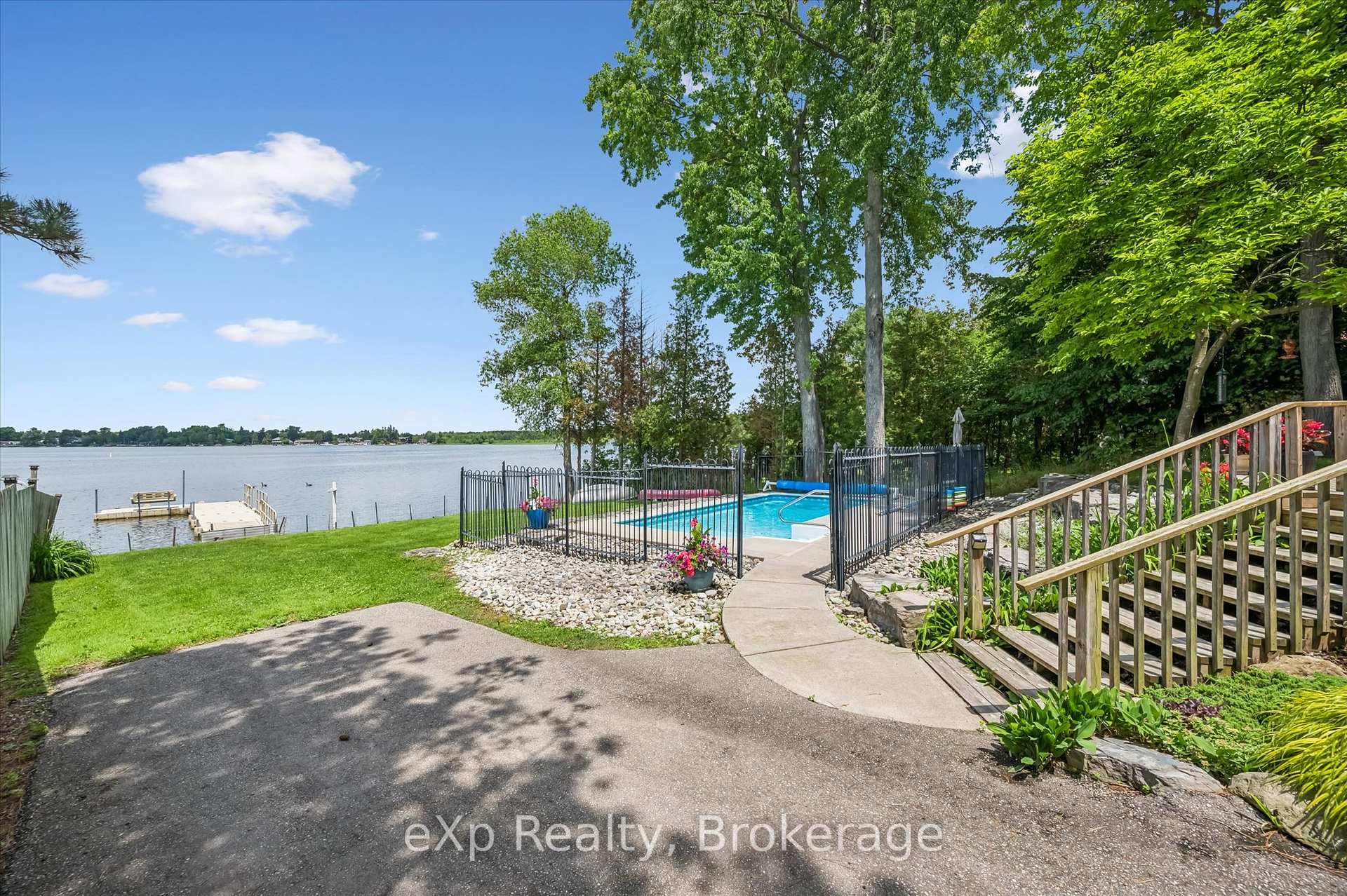 Photo 31 of 20 Clergy Lane, Puslinch, Puslinch Lake Settlement Areas — HOMEH