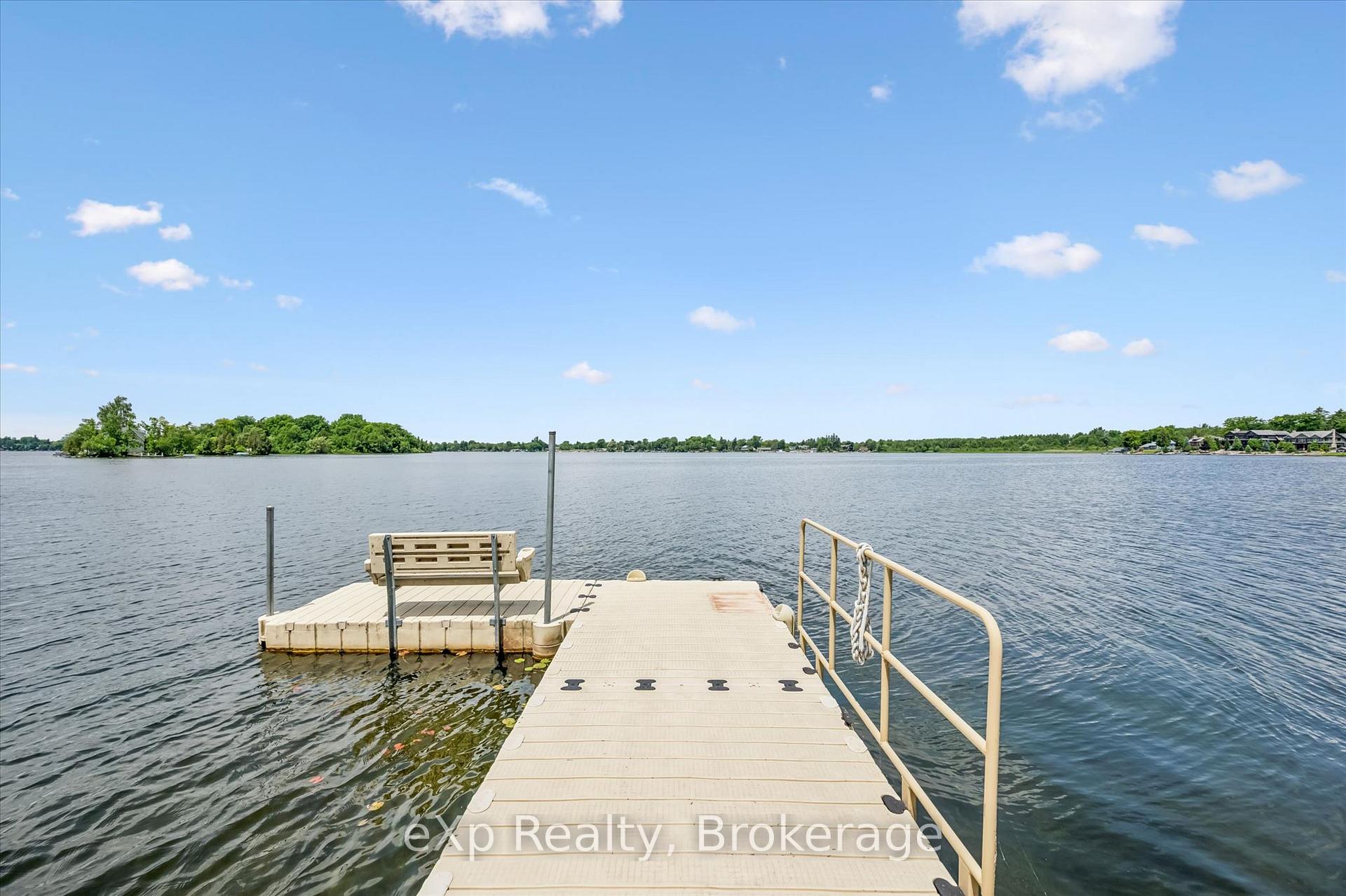 Photo 37 of 20 Clergy Lane, Puslinch, Puslinch Lake Settlement Areas — HOMEH