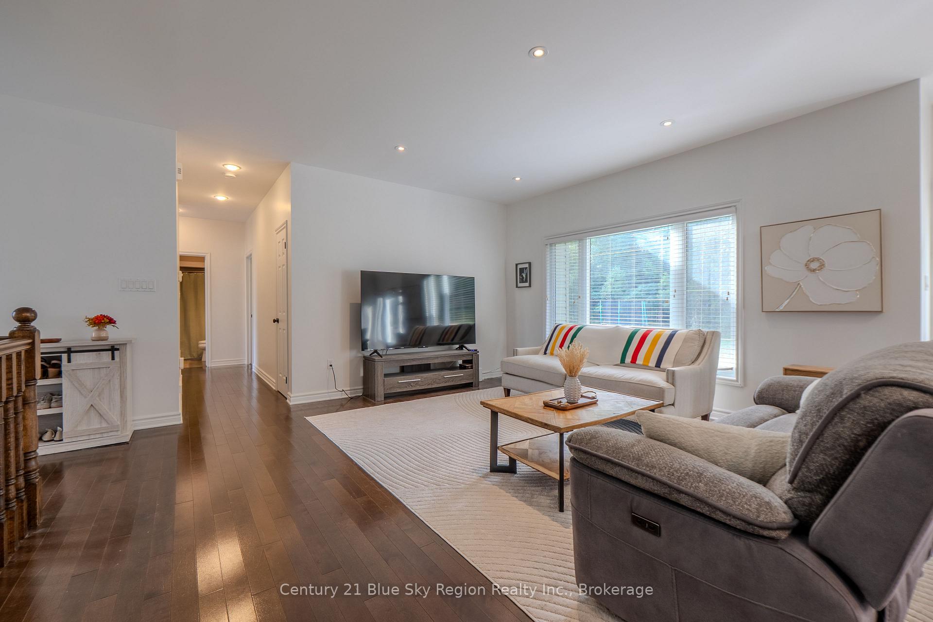 Photo 5 of 24 Osprey Crescent, Callander — HOMEH
