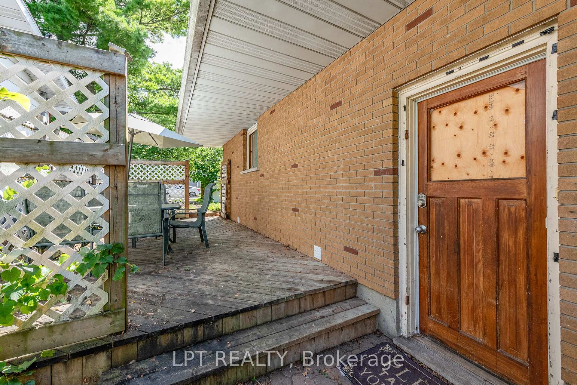 Photo 2 of Unit 999, 999 Cavan Street, Ottawa, Carlington — HOMEH