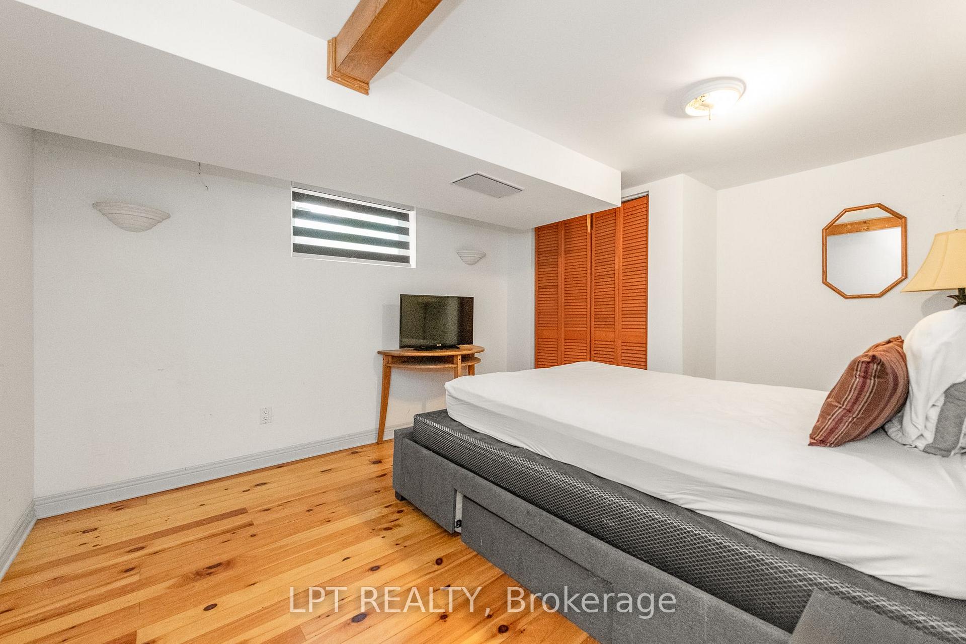 Photo 8 of Unit 999, 999 Cavan Street, Ottawa, Carlington — HOMEH