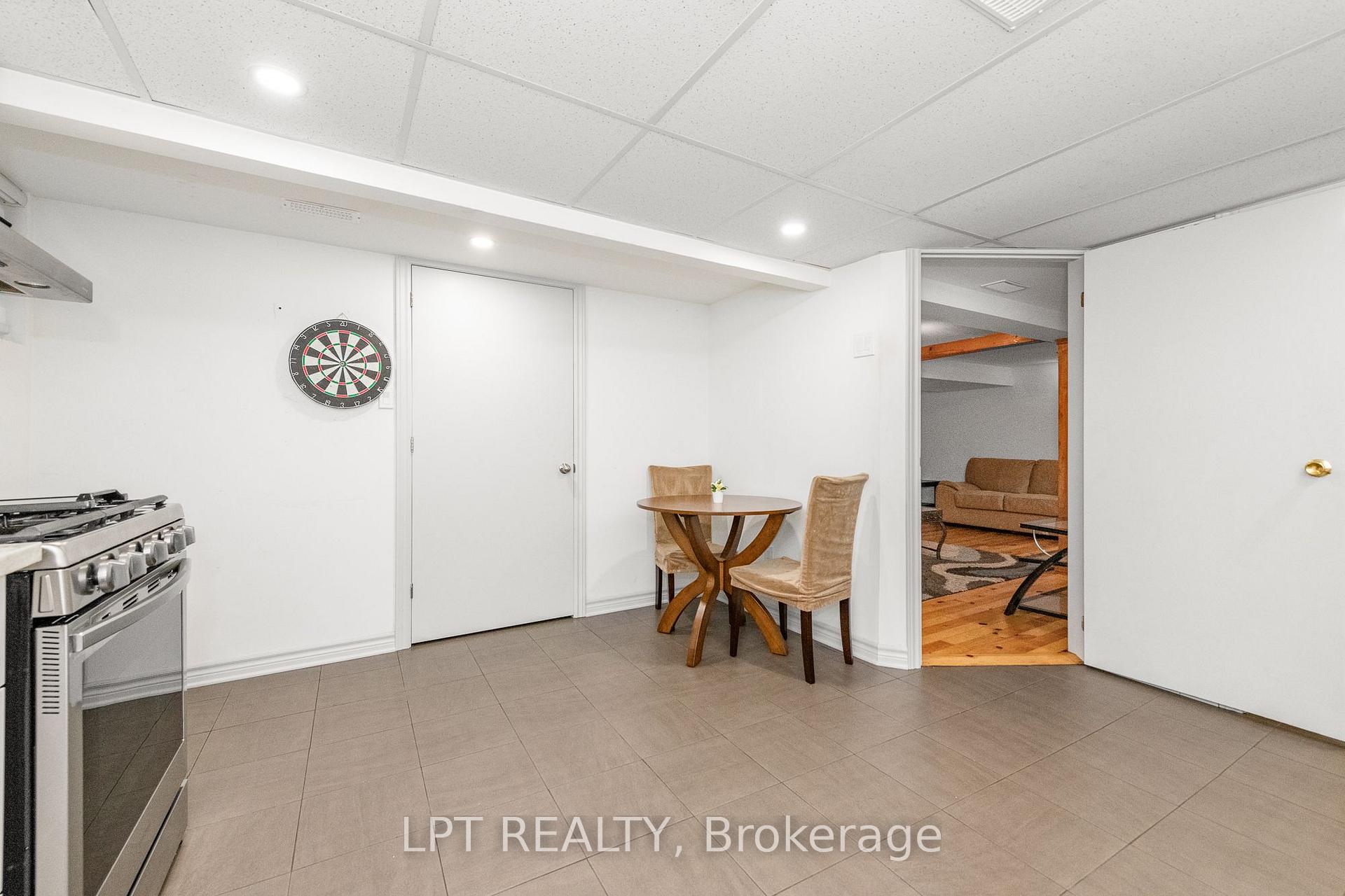 Photo 14 of Unit 999, 999 Cavan Street, Ottawa, Carlington — HOMEH