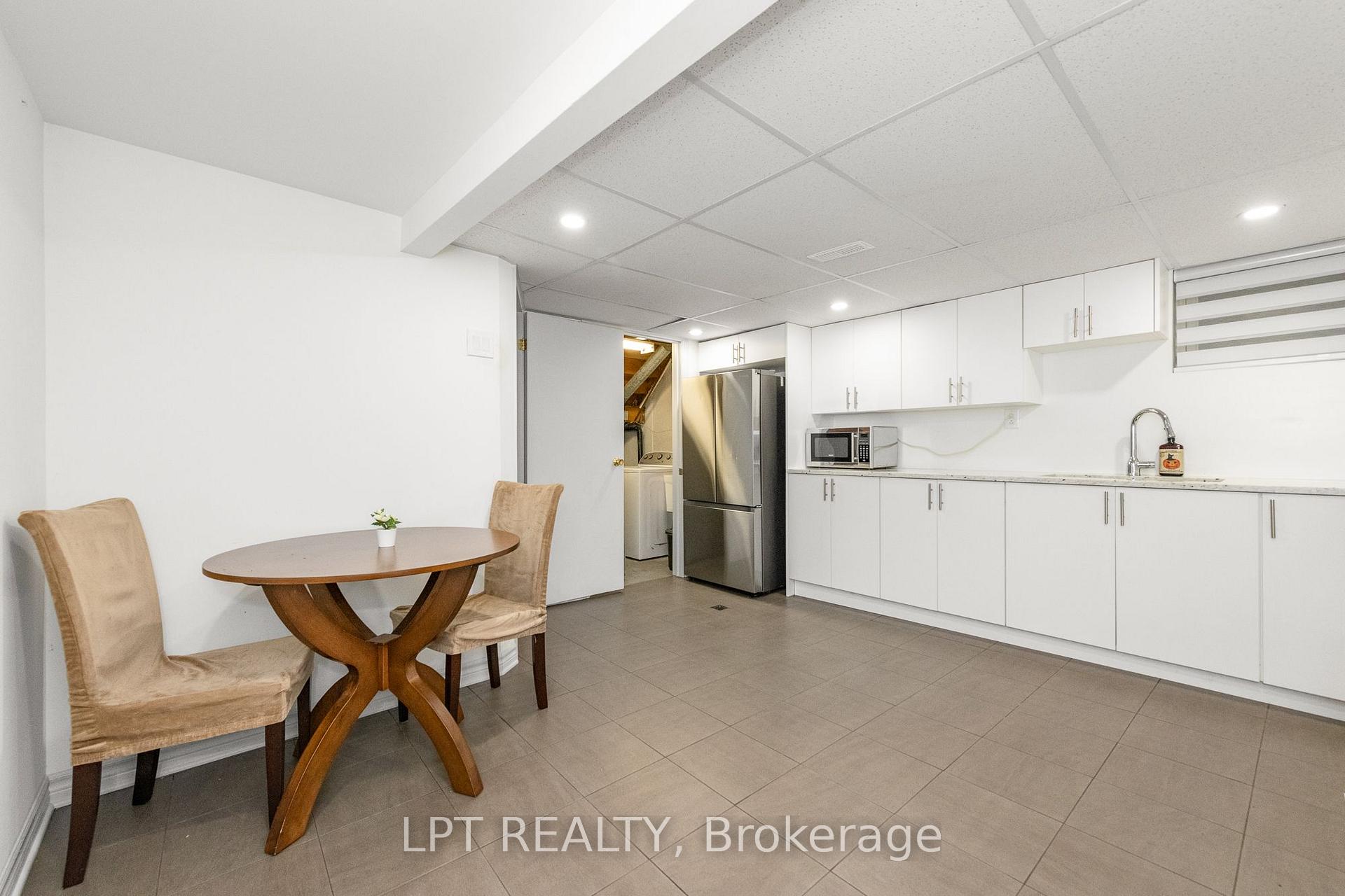 Photo 16 of Unit 999, 999 Cavan Street, Ottawa, Carlington — HOMEH