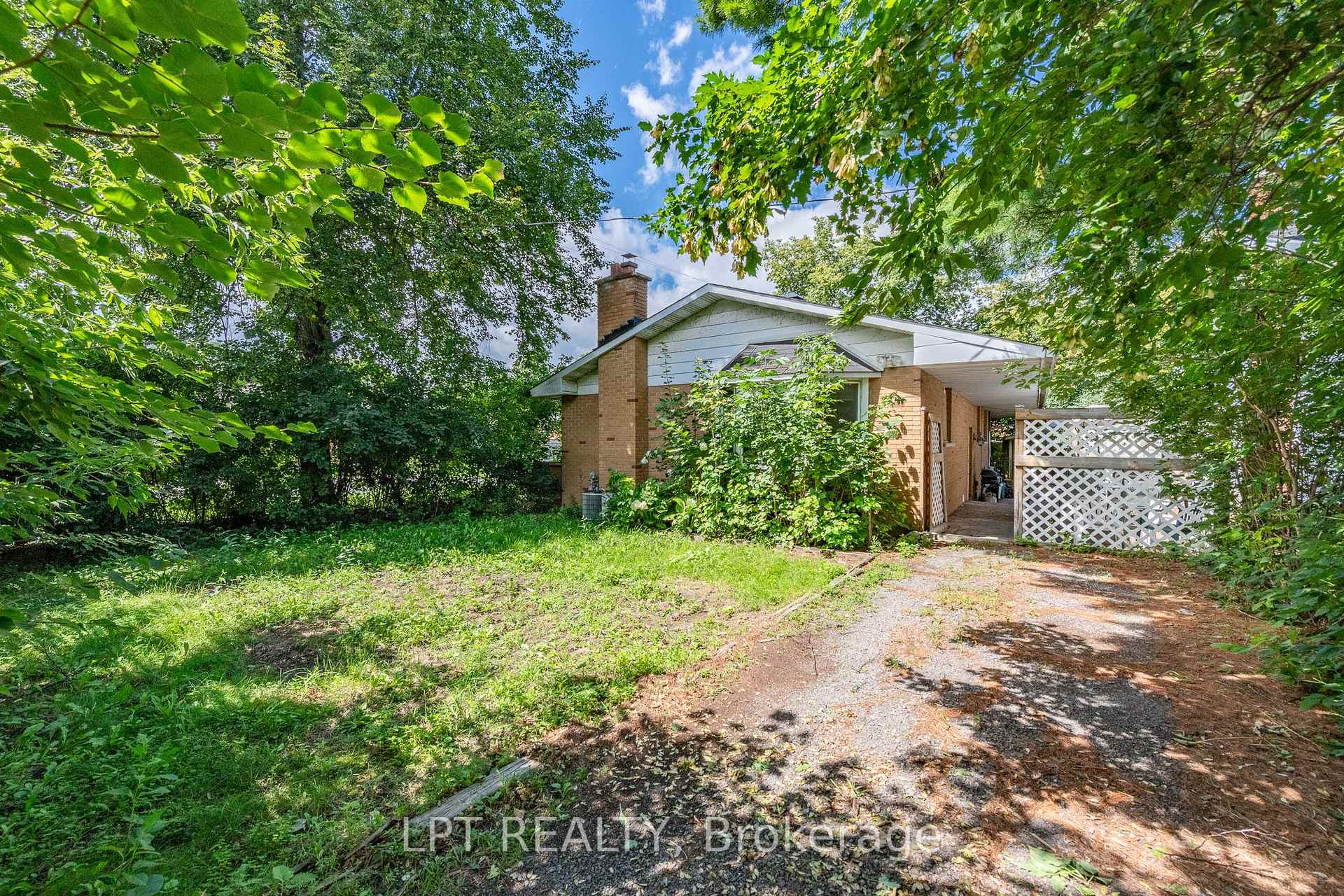 Photo 21 of Unit 999, 999 Cavan Street, Ottawa, Carlington — HOMEH