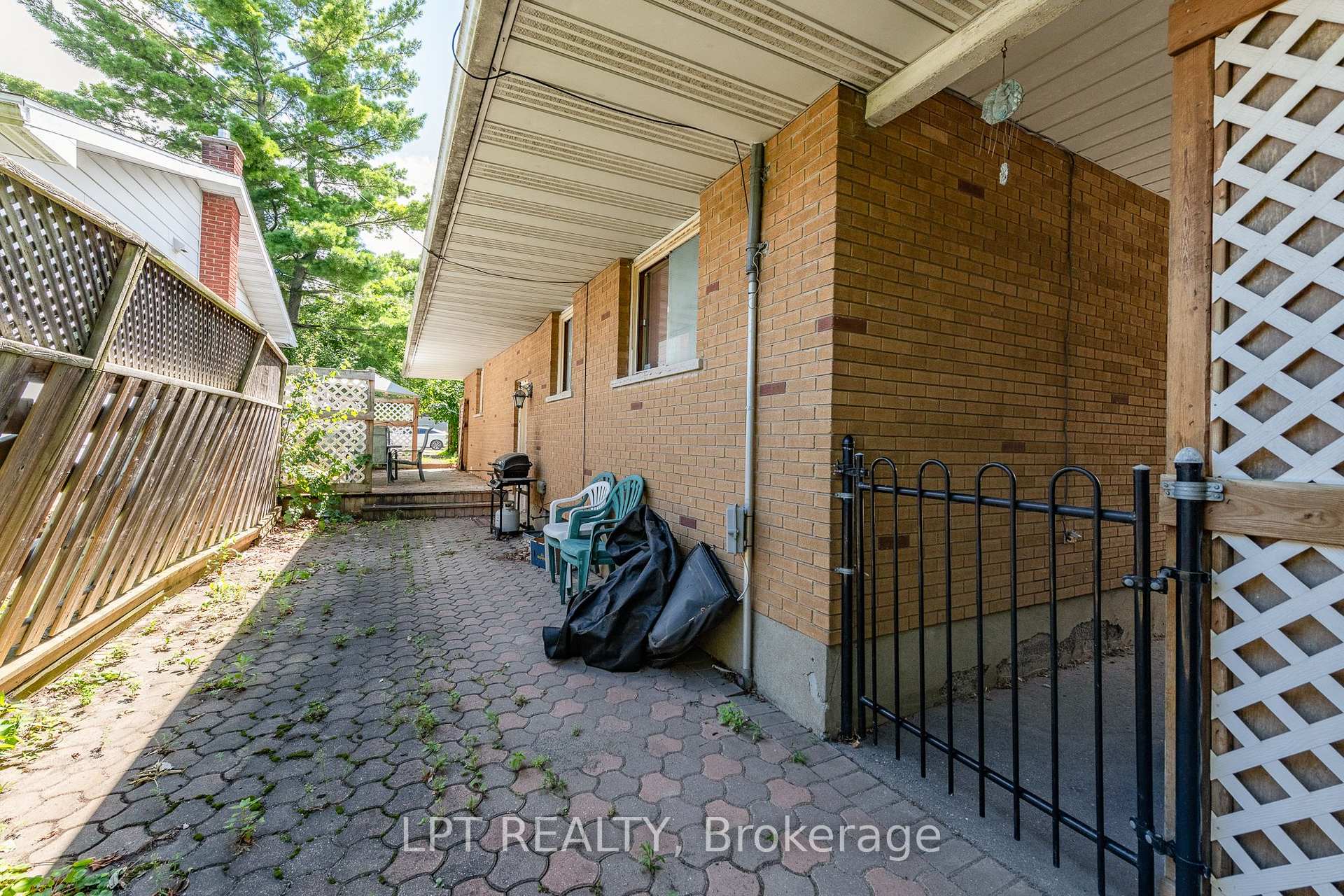 Photo 24 of Unit 999, 999 Cavan Street, Ottawa, Carlington — HOMEH