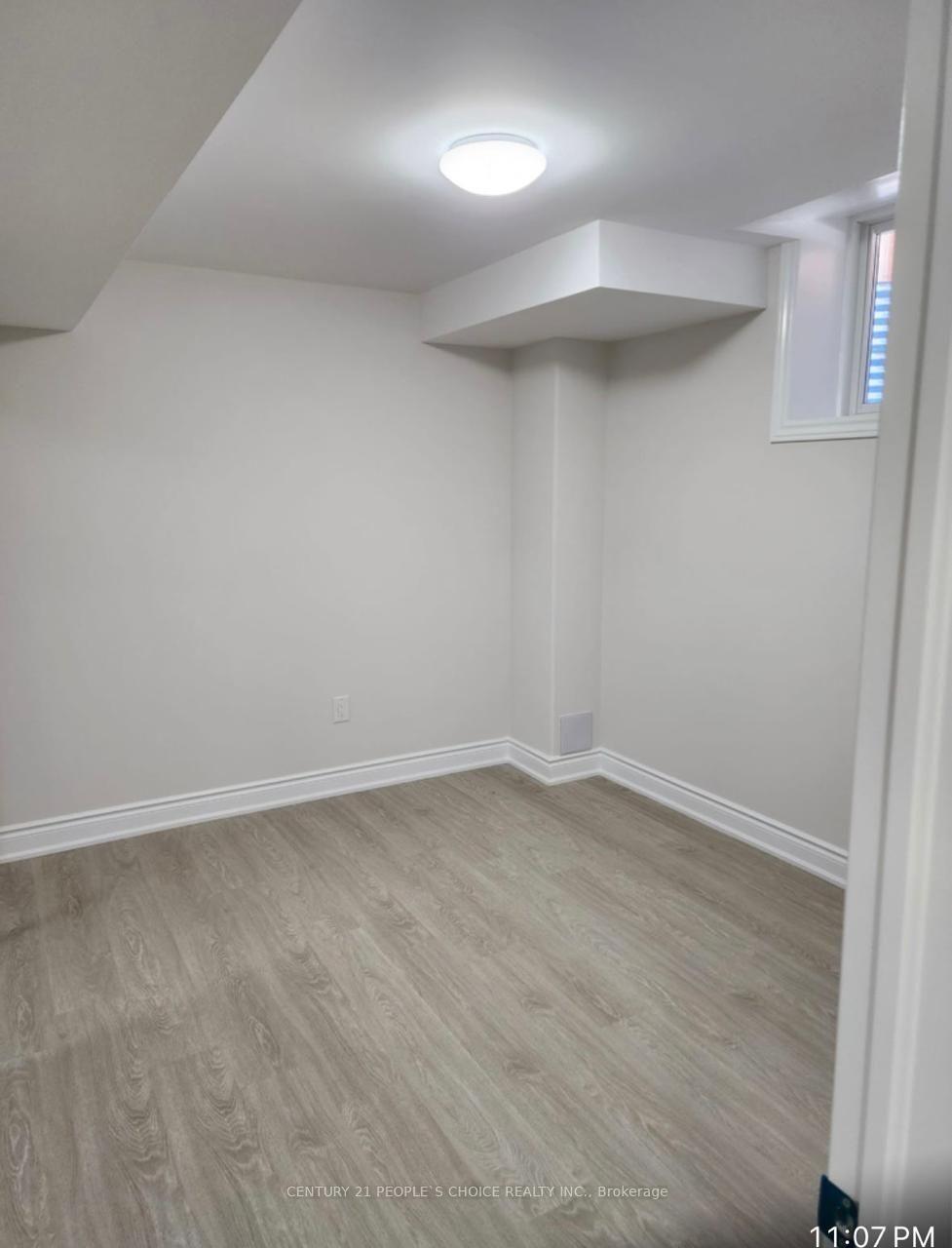 Photo 2 of Unit Bsmt, 7 Humberstone Crescent, Brampton, Northwest Brampton — HOMEH