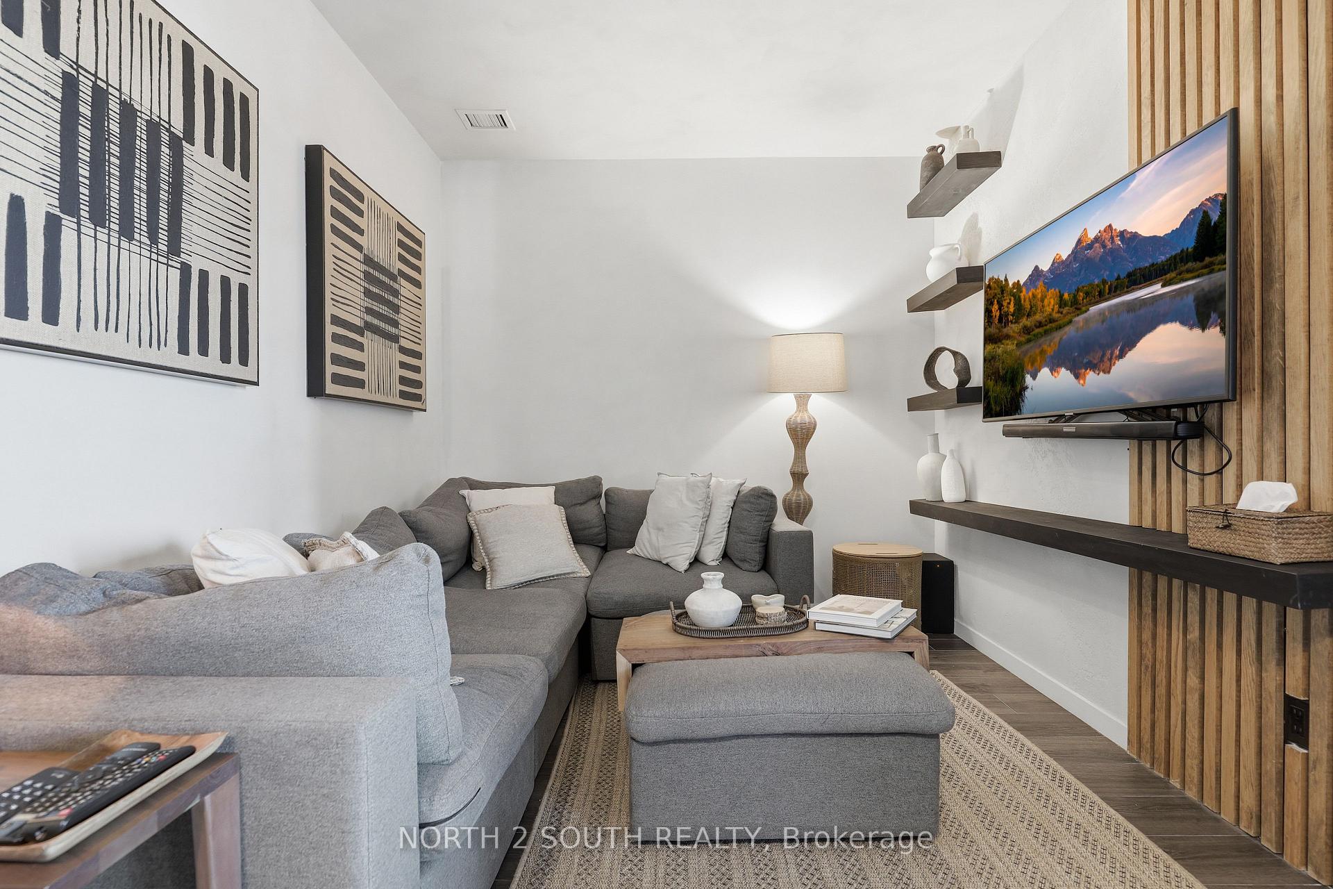 Photo 9 of Unit 717, 7 Smith Crescent, Etobicoke, Stonegate-Queensway — HOMEH