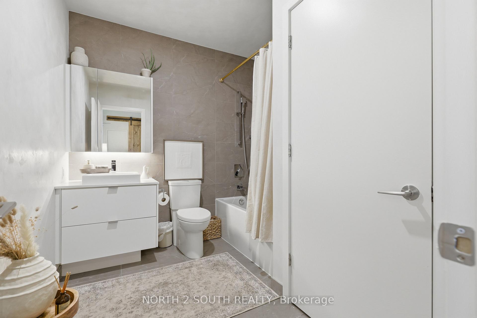 Photo 24 of Unit 717, 7 Smith Crescent, Etobicoke, Stonegate-Queensway — HOMEH