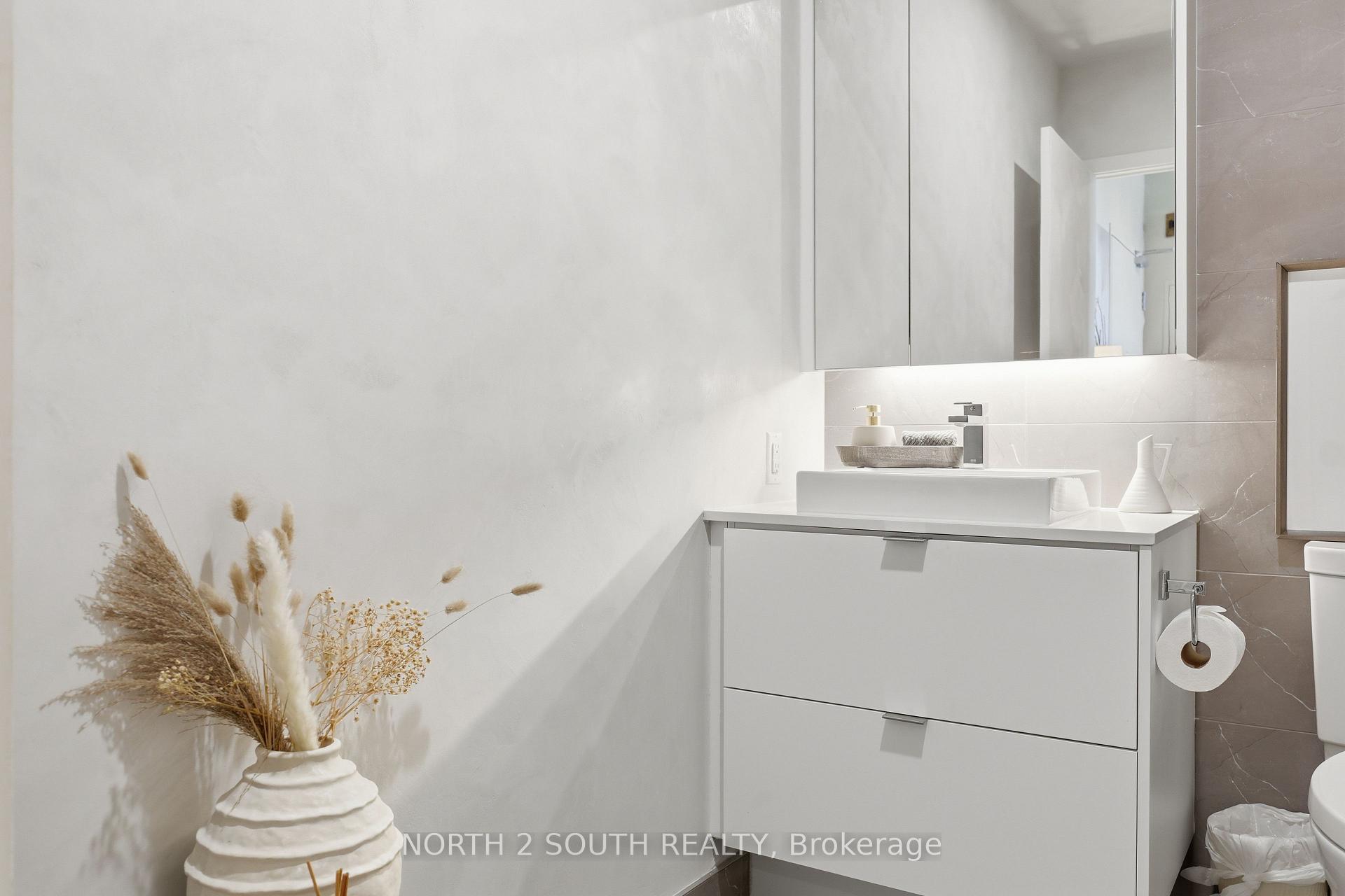 Photo 25 of Unit 717, 7 Smith Crescent, Etobicoke, Stonegate-Queensway — HOMEH