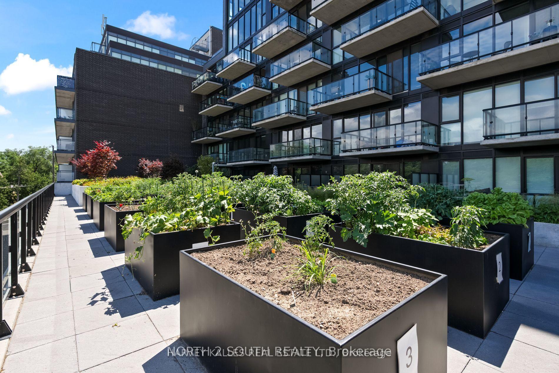 Photo 40 of Unit 717, 7 Smith Crescent, Etobicoke, Stonegate-Queensway — HOMEH