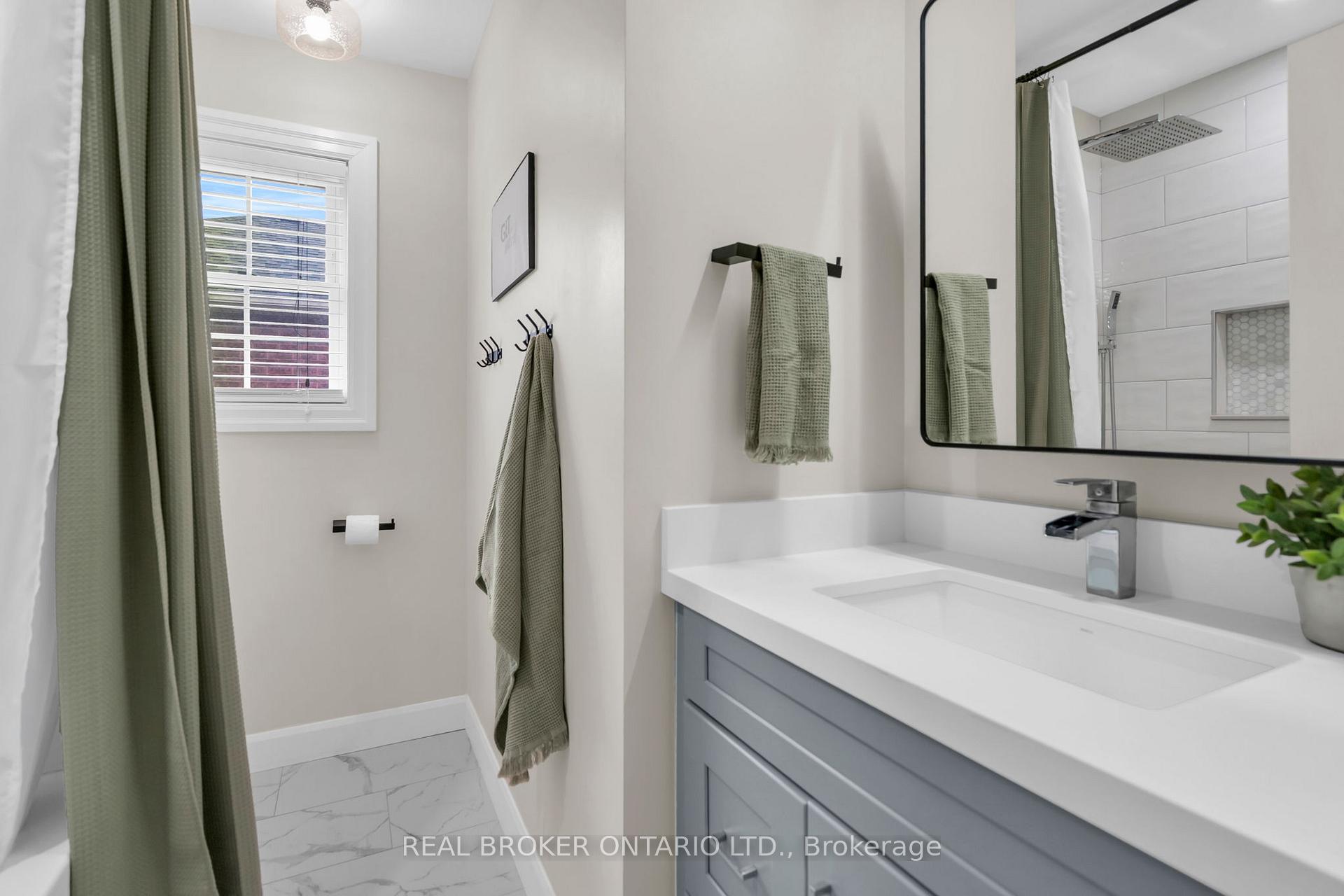 Photo 28 of 5 Amberview Drive, Georgina, Keswick South — HOMEH
