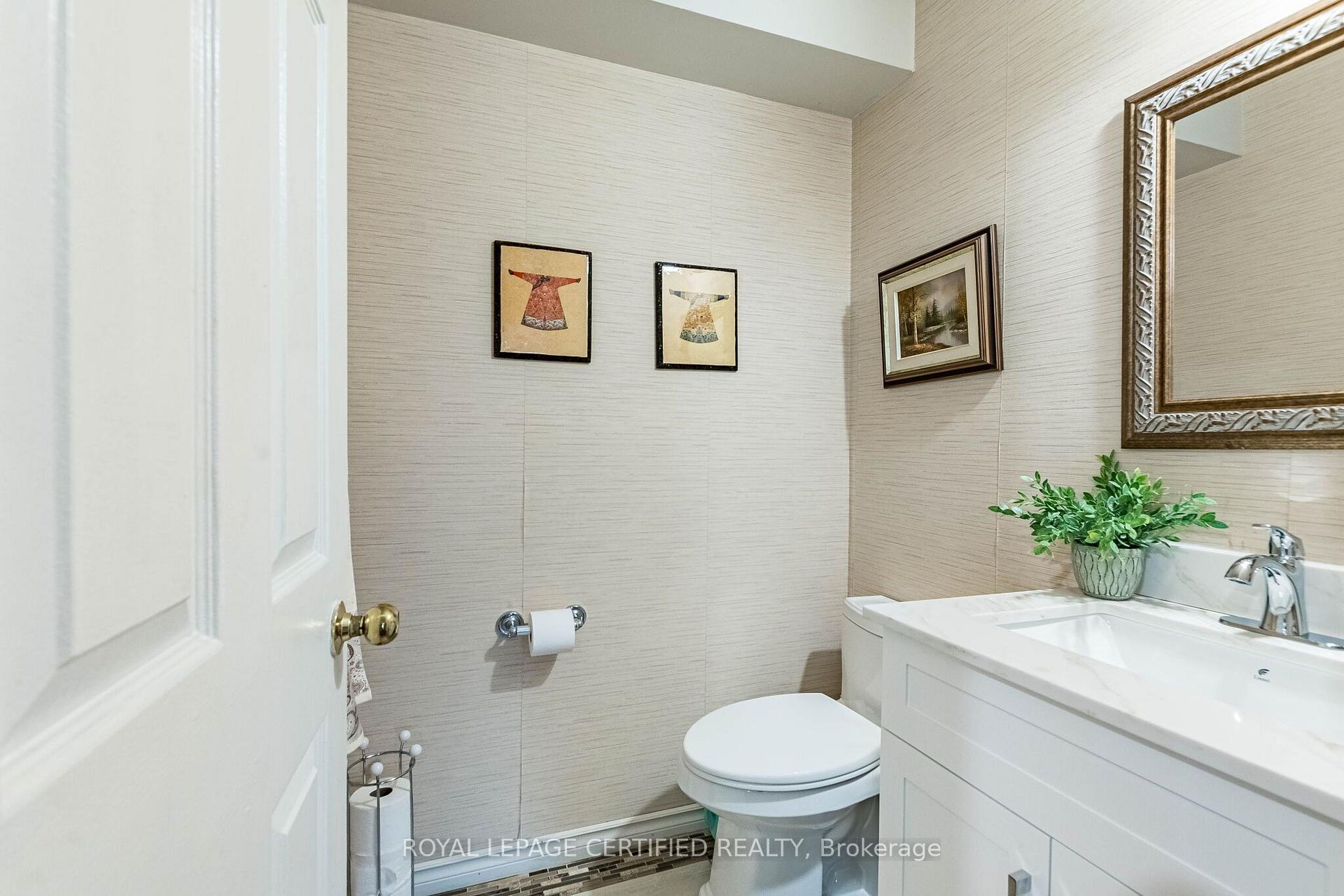 Photo 16 of 251 Elgin Drive, Brampton, Fletcher's West — HOMEH
