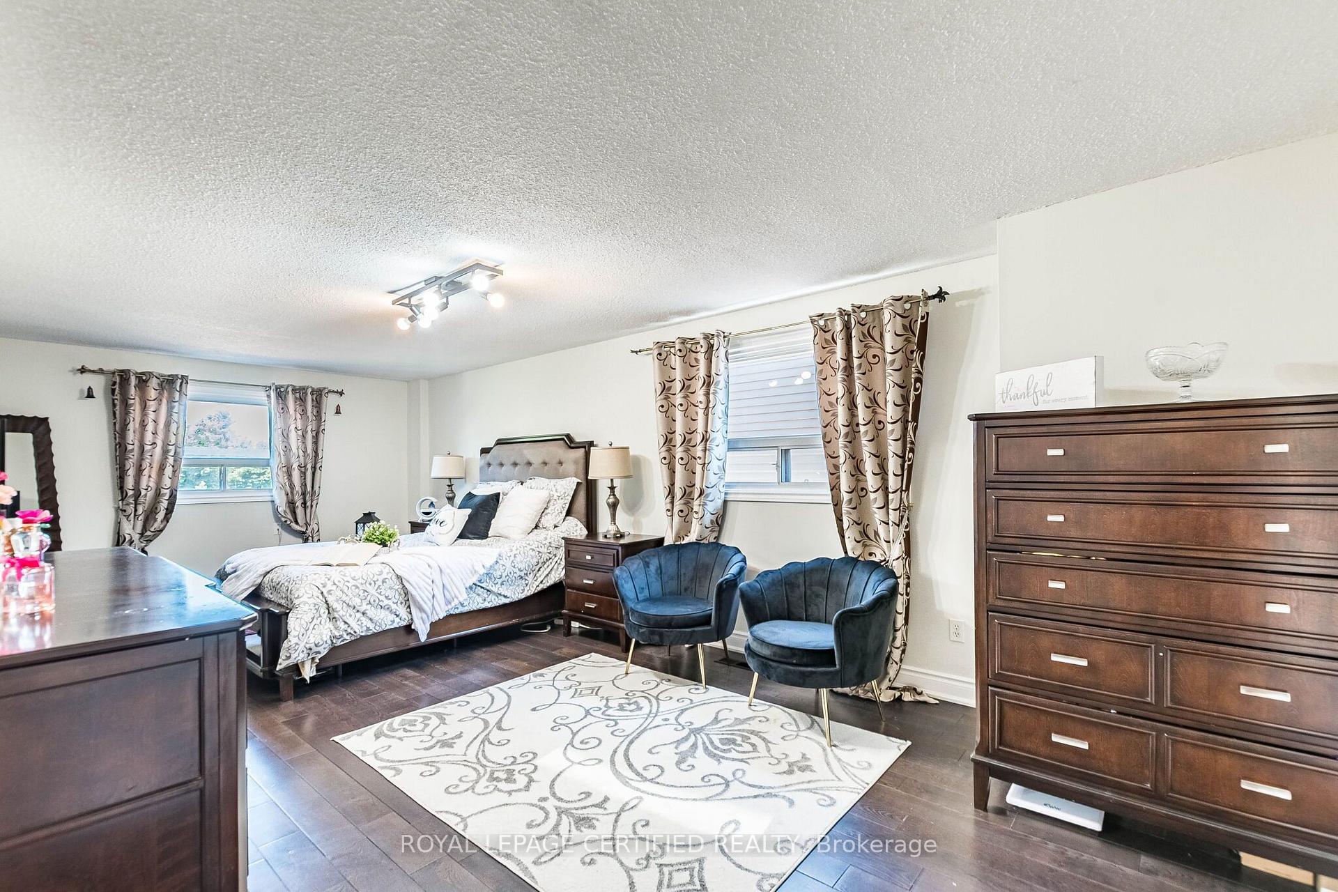 Photo 20 of 251 Elgin Drive, Brampton, Fletcher's West — HOMEH