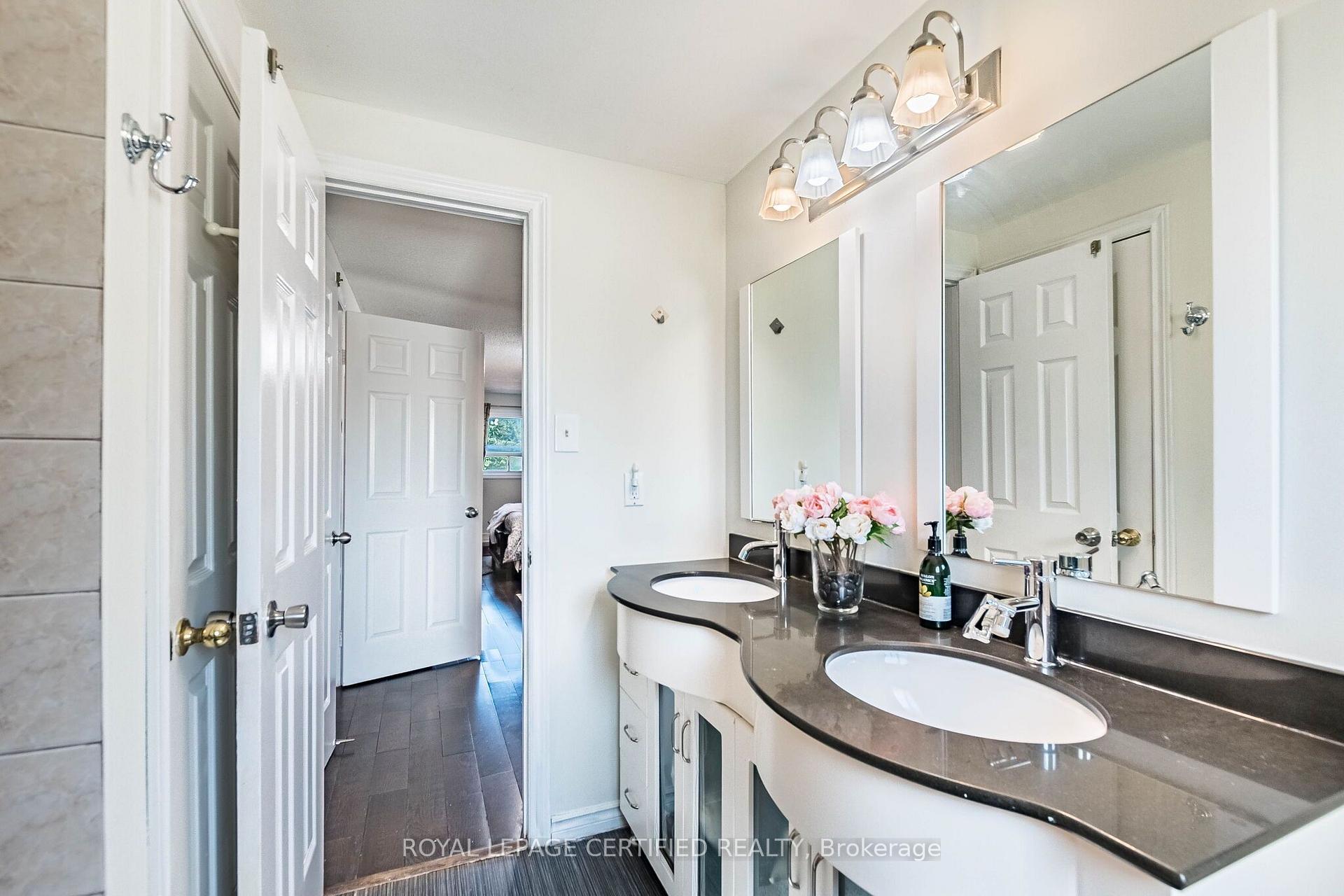 Photo 24 of 251 Elgin Drive, Brampton, Fletcher's West — HOMEH