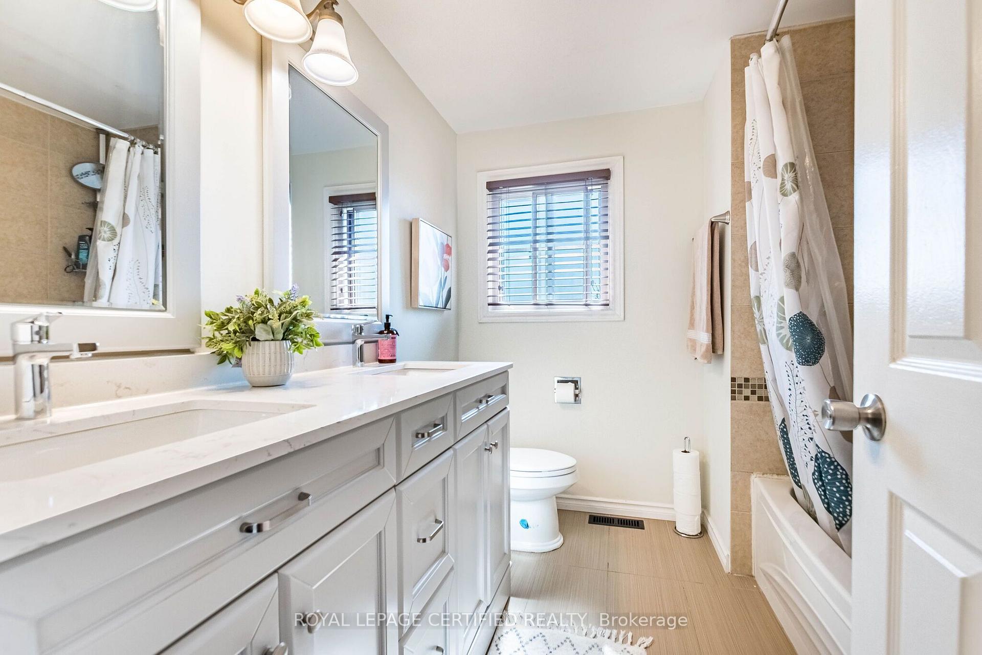 Photo 29 of 251 Elgin Drive, Brampton, Fletcher's West — HOMEH