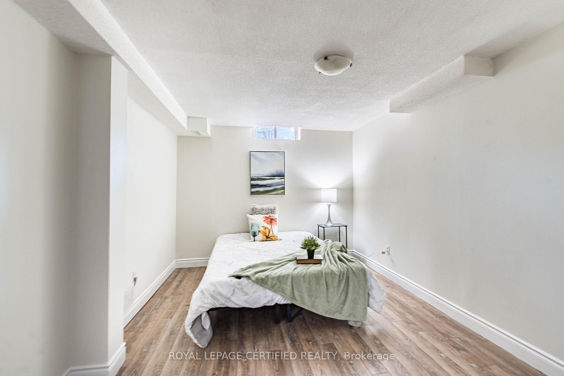 Photo 36 of 251 Elgin Drive, Brampton, Fletcher's West — HOMEH