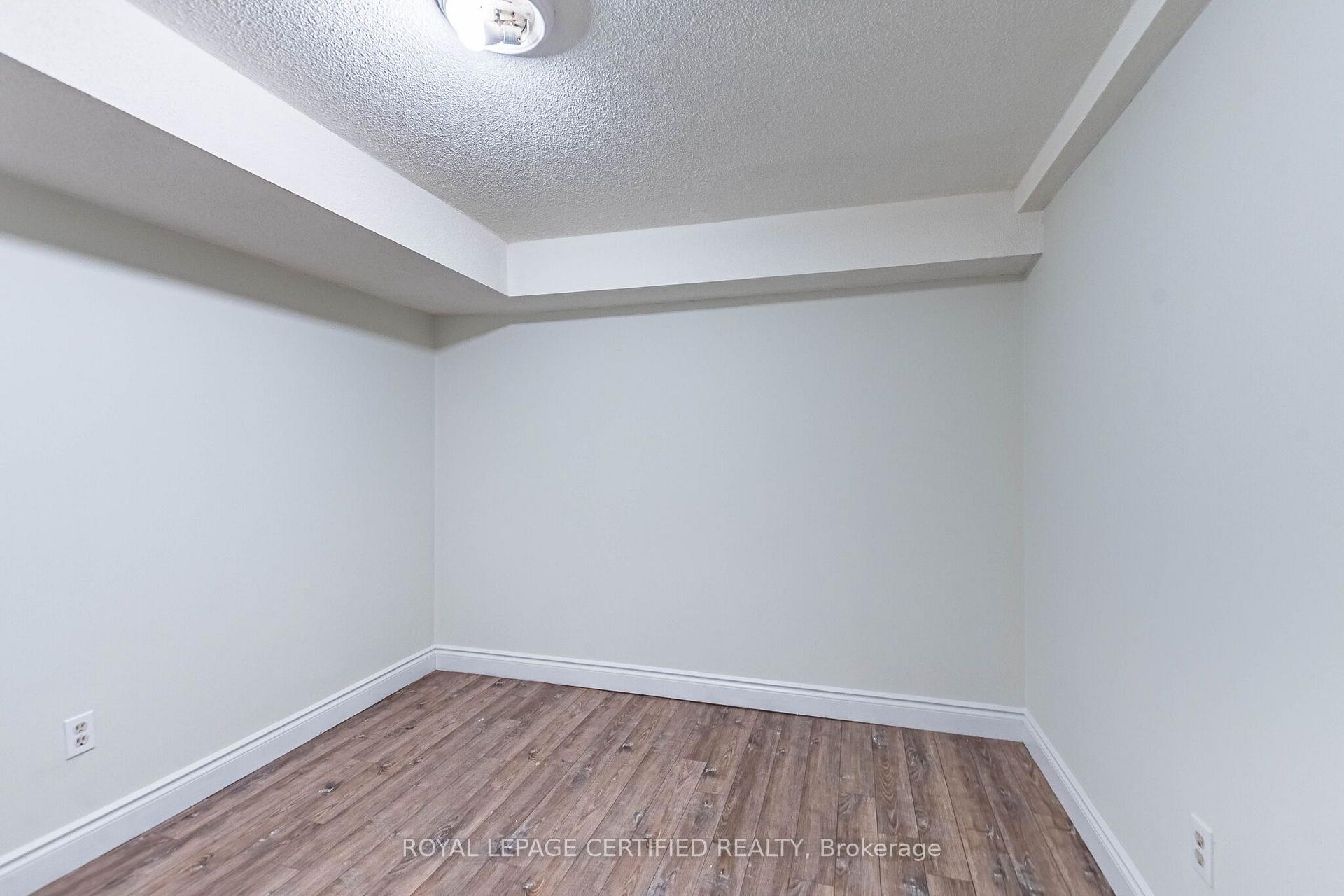 Photo 40 of 251 Elgin Drive, Brampton, Fletcher's West — HOMEH