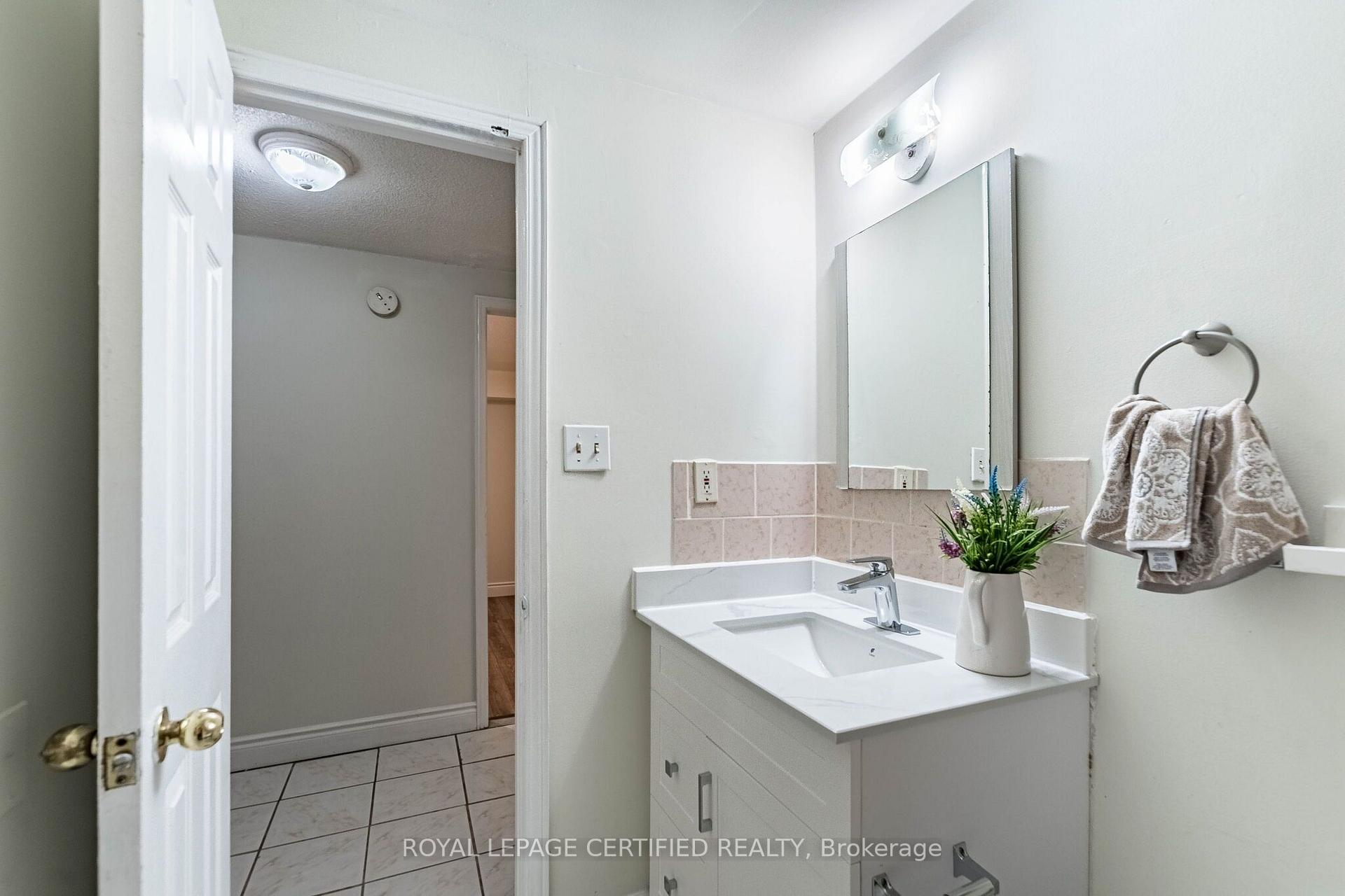 Photo 42 of 251 Elgin Drive, Brampton, Fletcher's West — HOMEH