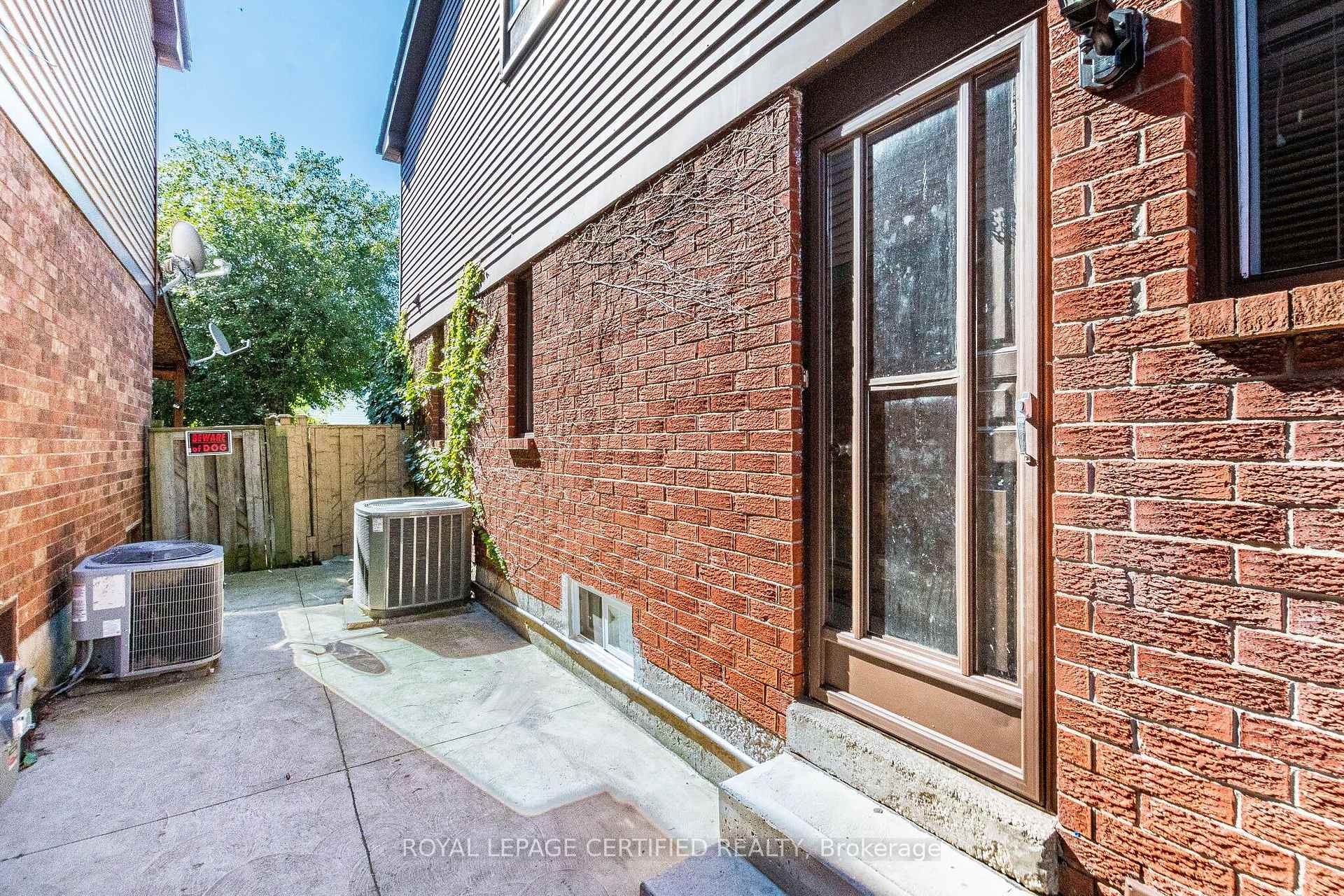 Photo 49 of 251 Elgin Drive, Brampton, Fletcher's West — HOMEH