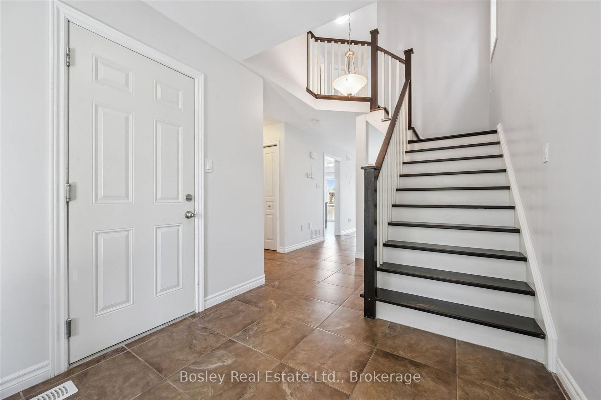 Photo 6 of 4 Pearson Street, Guelph, Pineridge/Westminster Woods — HOMEH